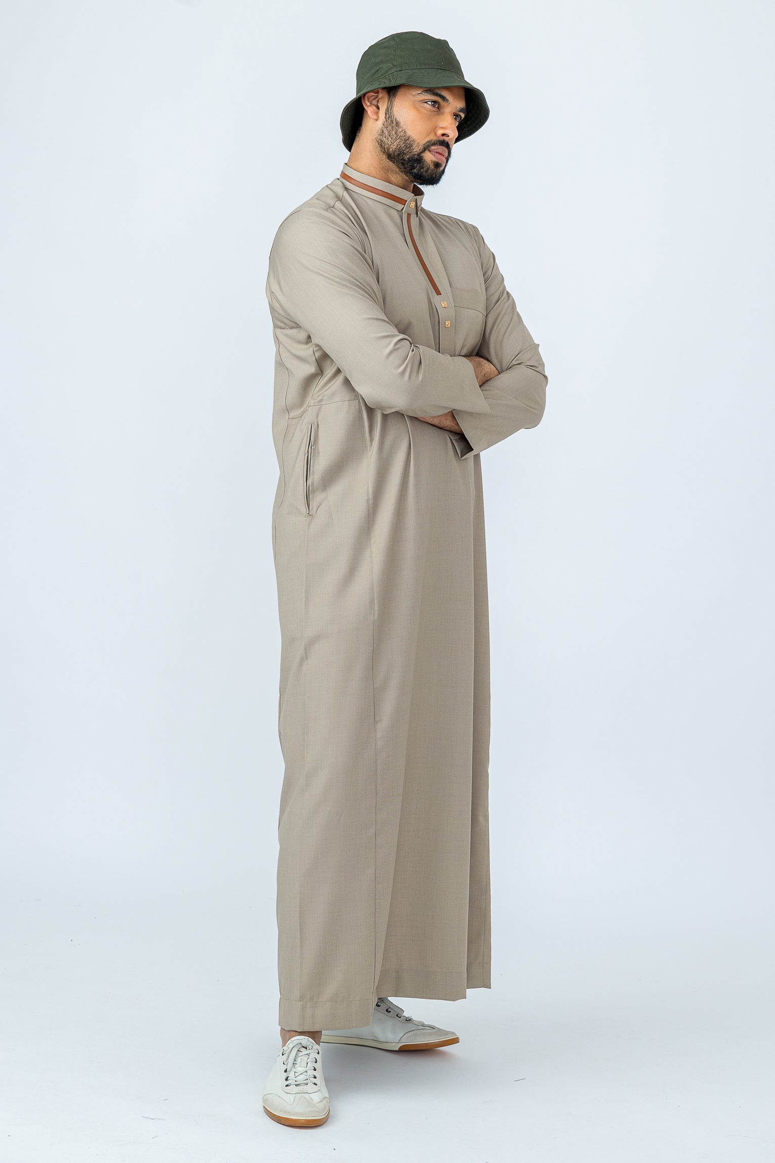 713 Desert Sand Thobe for Men - Lightweight & Breathable Islamic Robe - Perfect for Prayer, Hajj, and Everyday Wear