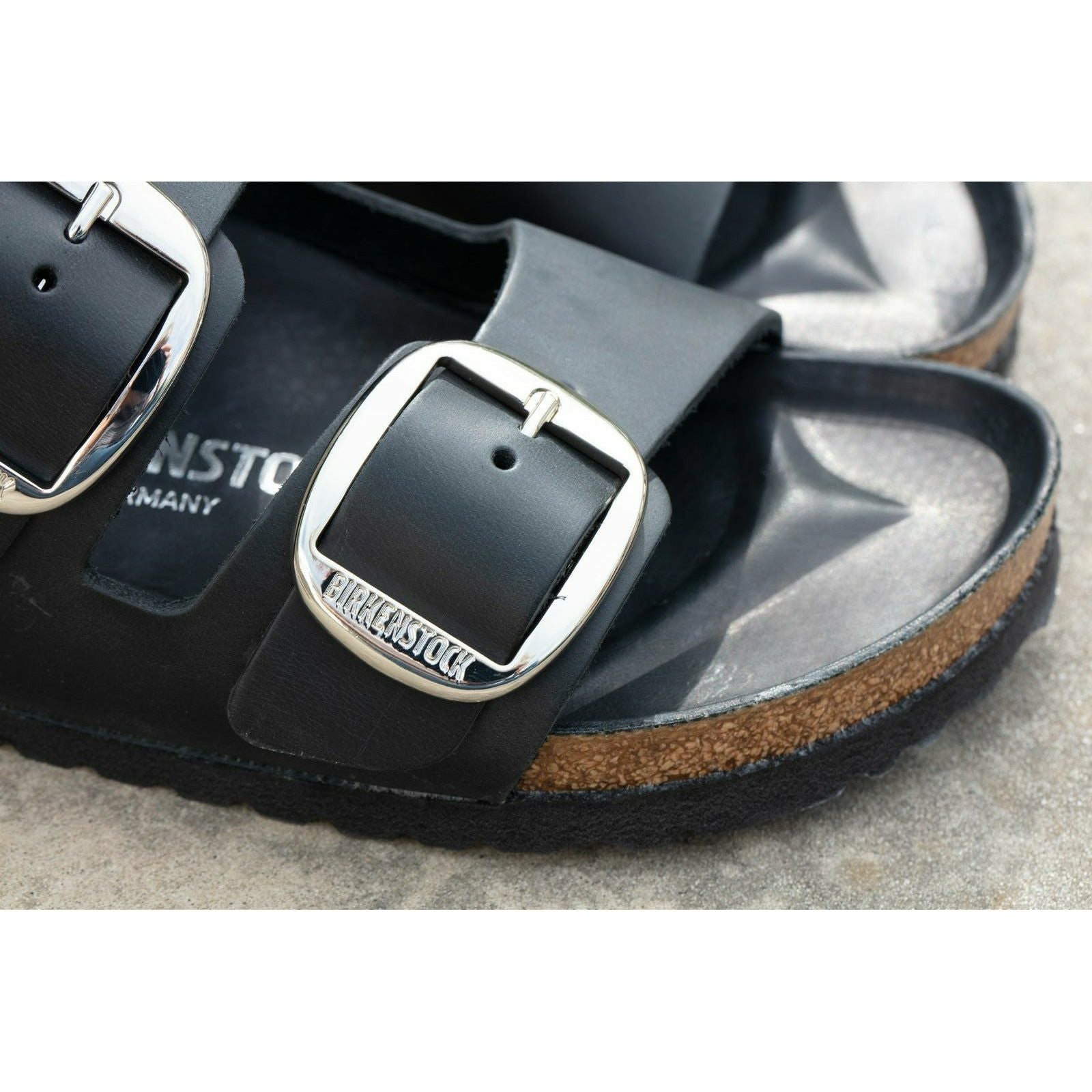BIRKENSTOCK ARIZONA BIG BUCKLE Leather Sandals for Women - Comfortable Slide Sandals with Adjustable Buckle | Perfect for Casual Wear, Beach, and Summer Outfits