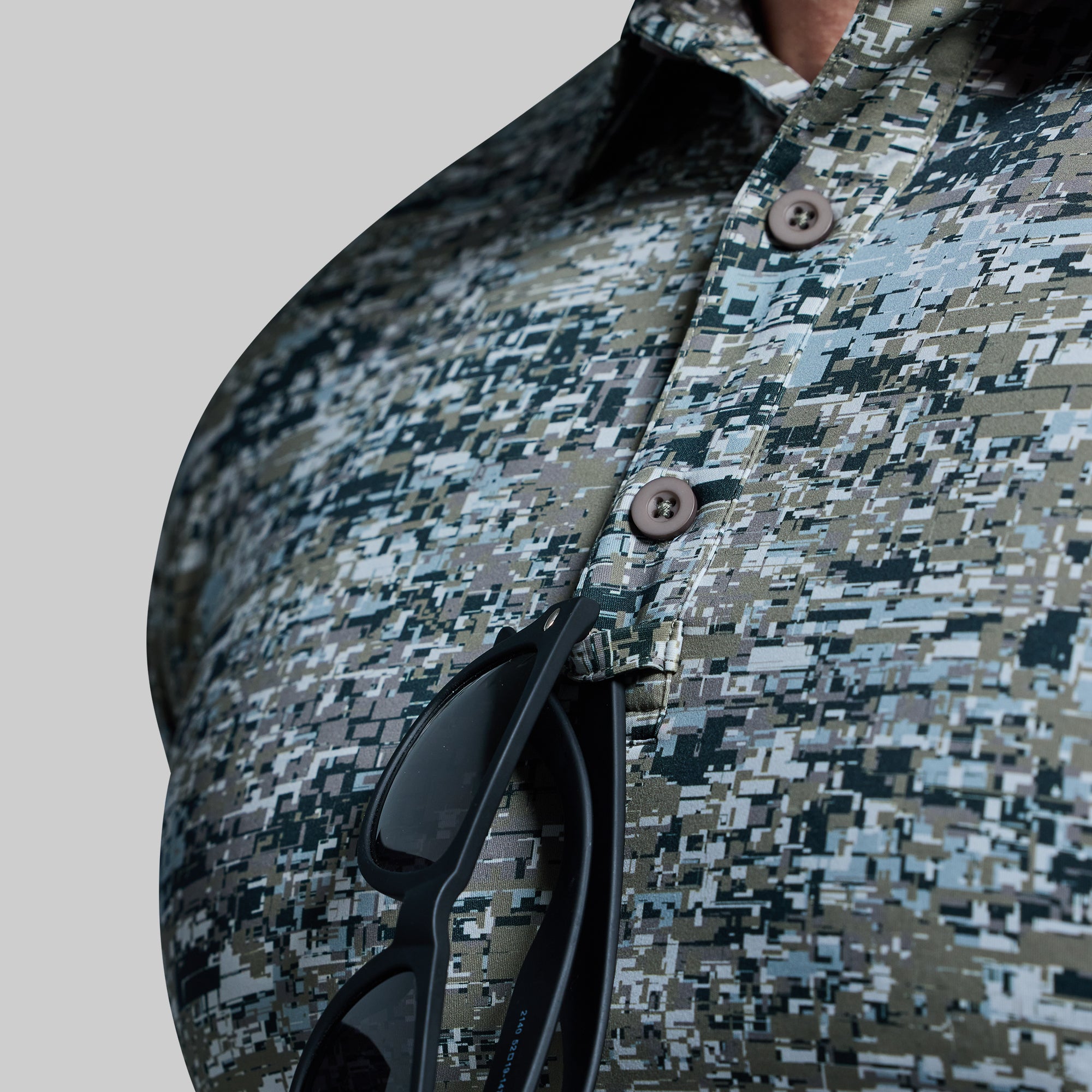 Men's Performance Tek Polo Shirt - Digital Camo Moisture Wicking Golf & Casual Wear for Outdoor Activities