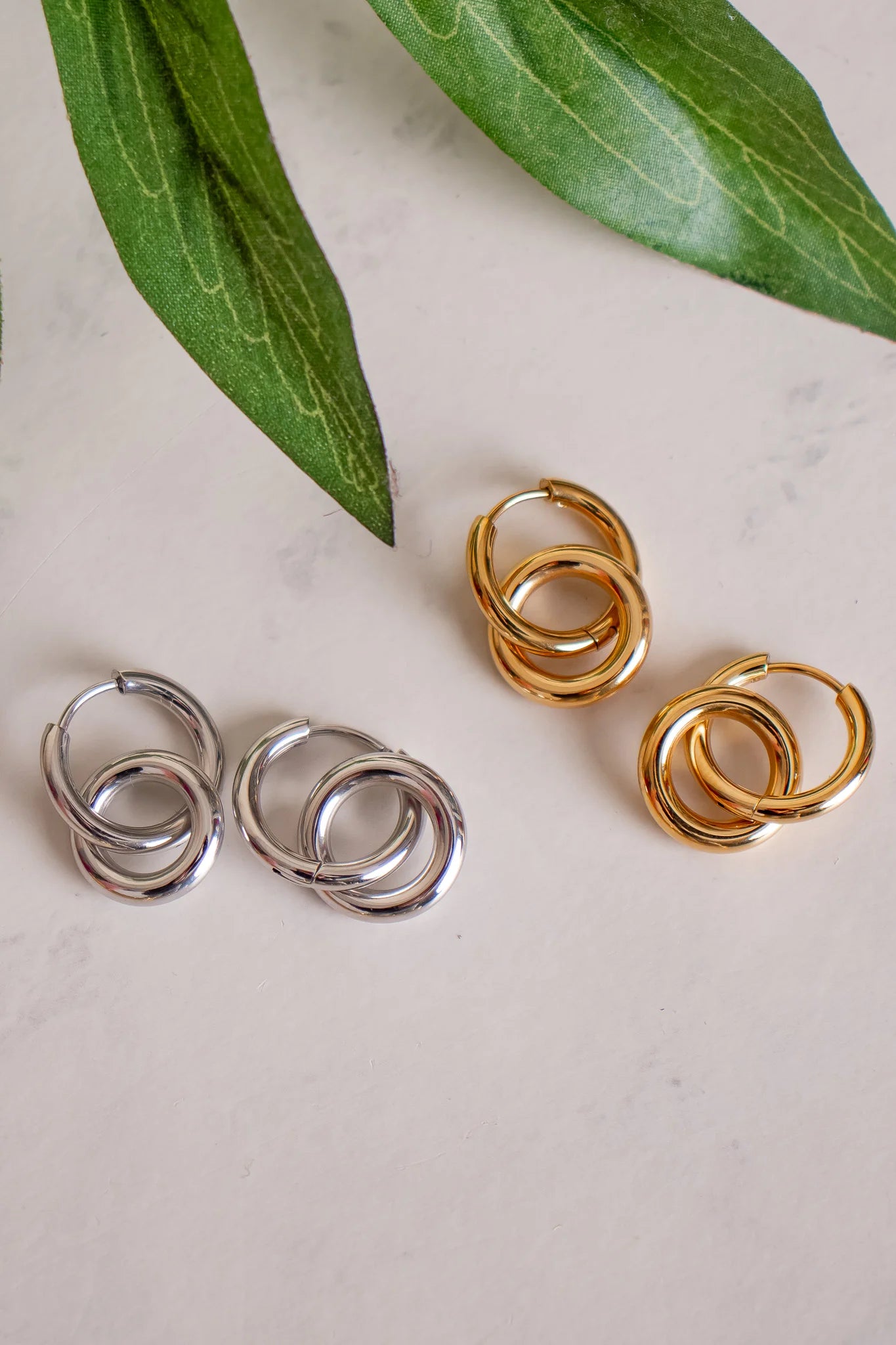 Lauren Kenzie Stacey Circle Hoop Earrings for Women - 14K Gold Plated Minimalist Hoops - Perfect for Everyday Wear, Office & Date Night