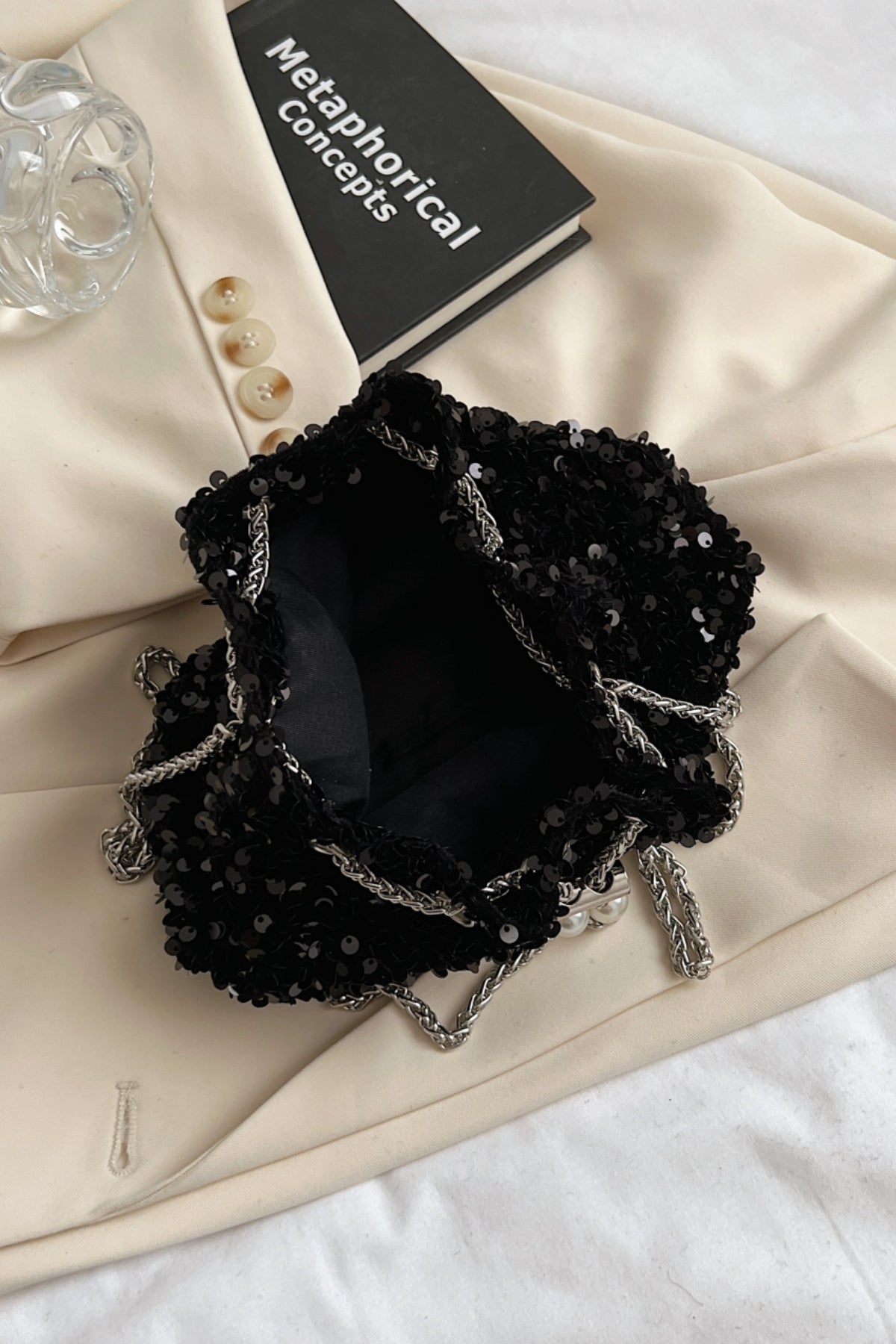 Sparkly Sequin Chain Drawstring Bucket Bag for Women - Fashionable Evening Clutch & Party Purse - Perfect for Night Out, Wedding, Prom, and Special Occasions