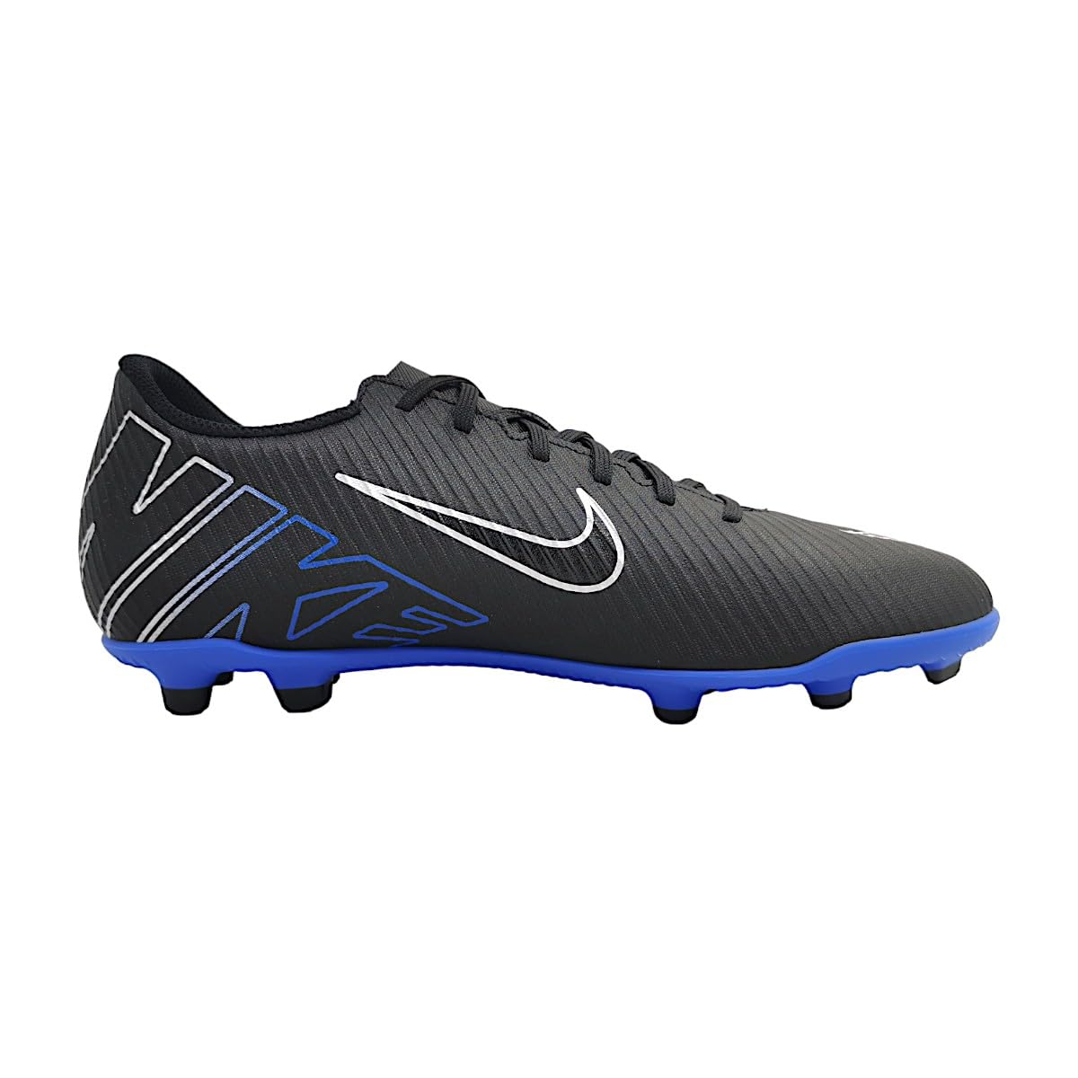 Nike Men's Football Cleats - Lightweight Soccer Shoes for Men with Enhanced Traction - Perfect for Turf, Grass & Indoor Soccer Games