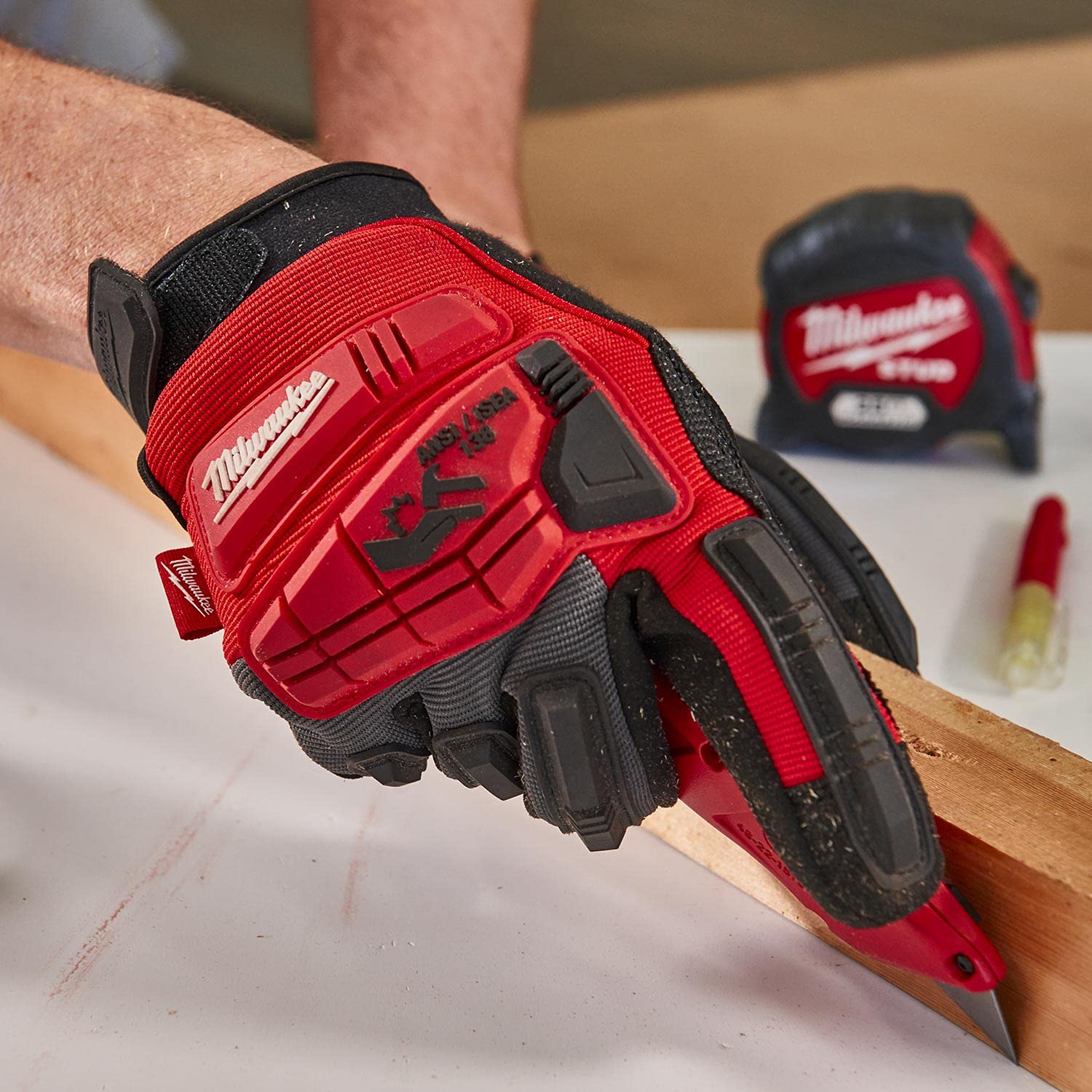 Milwaukee Shock-Resistant Work Gloves Size 8 (M) - Durable Safety Gloves for Construction, Woodworking & DIY Projects