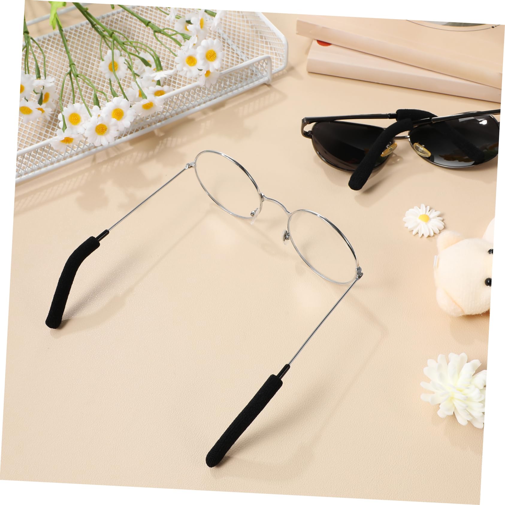 Hoement 2 Pairs Non-Slip Glasses Ear Pads - Comfortable Glasses Arm Covers & Cushion Grips for Behind the Ear - Perfect for Reading, Working & Outdoor Activities