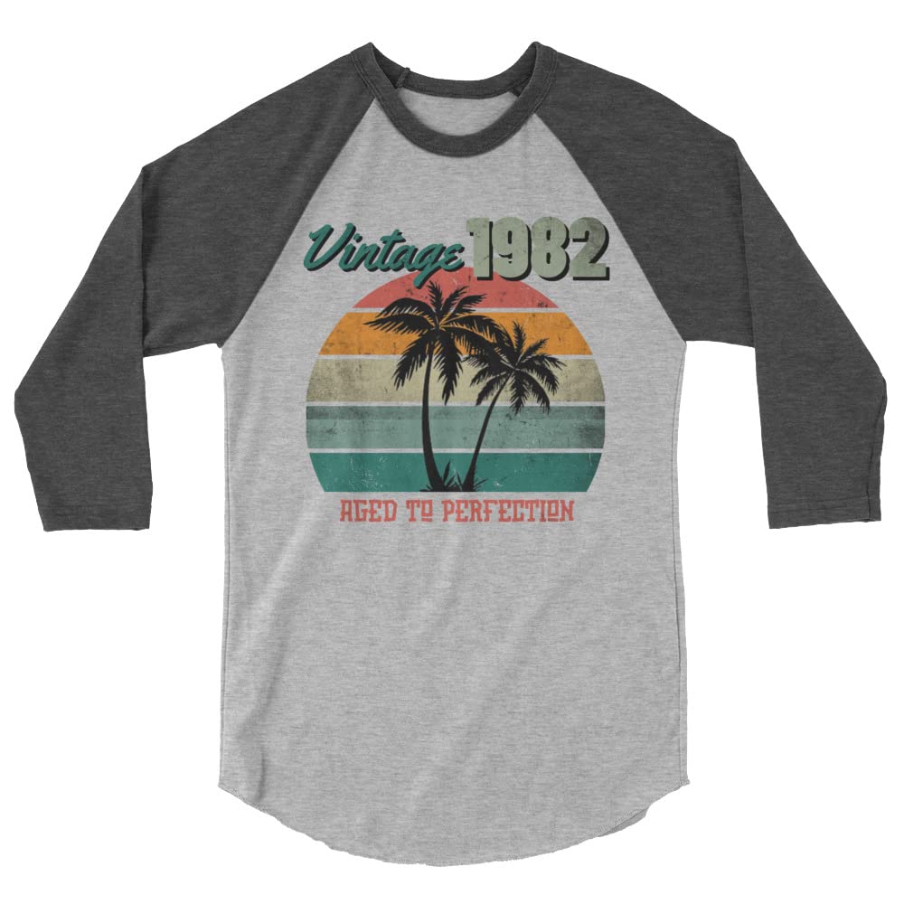 Vintage 1982 40th Birthday T-Shirt - Aged to Perfection 3/4 Sleeve Raglan Tee for Men & Women - Perfect for 40th Birthday Parties, Milestone Celebrations & Retro-Themed Events