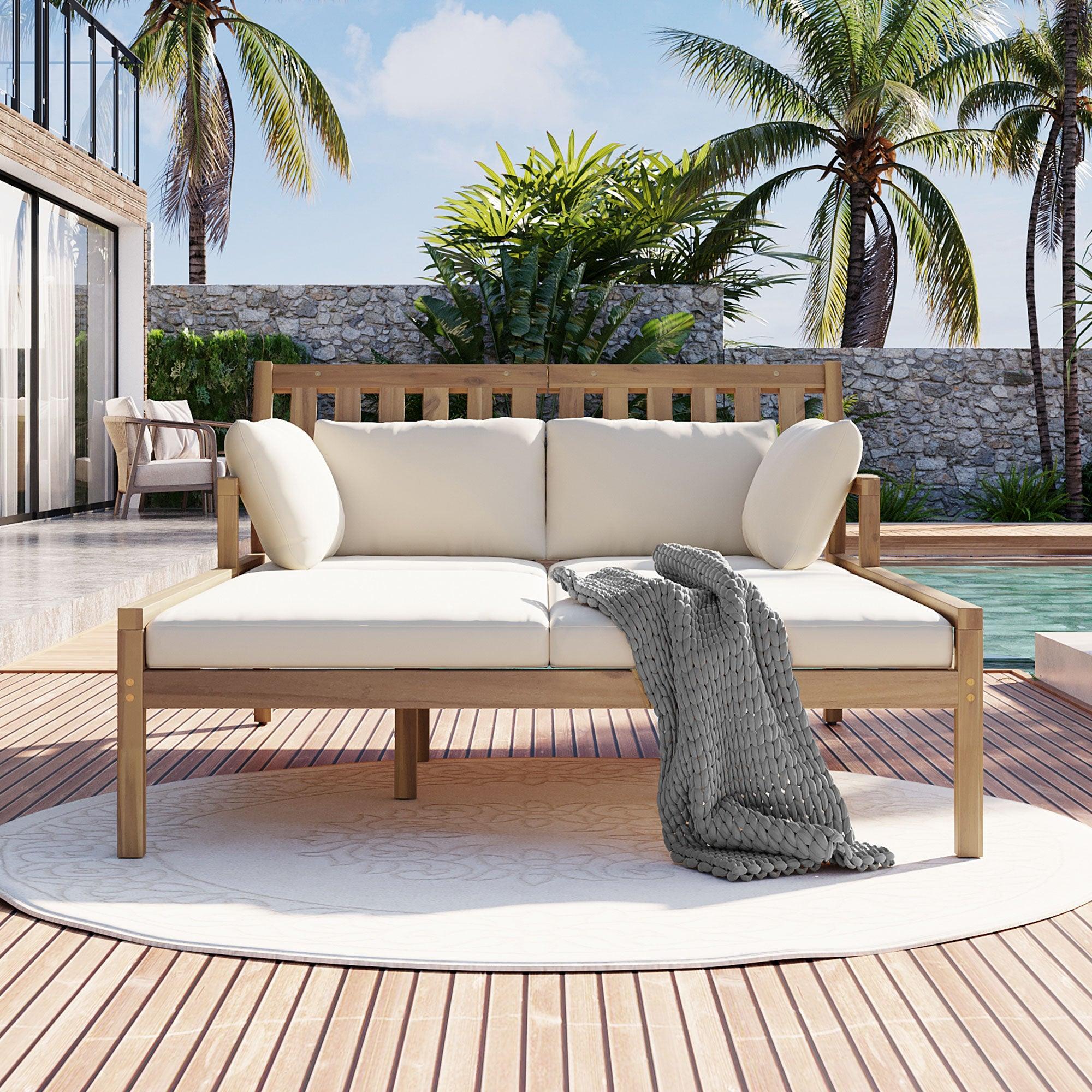 Outdoor Daybed with 4 Pillows - Wooden Patio Daybed with Curved Armrests for Poolside, Backyard, Garden - Perfect for Sunbathing, Lounging & Outdoor Relaxation