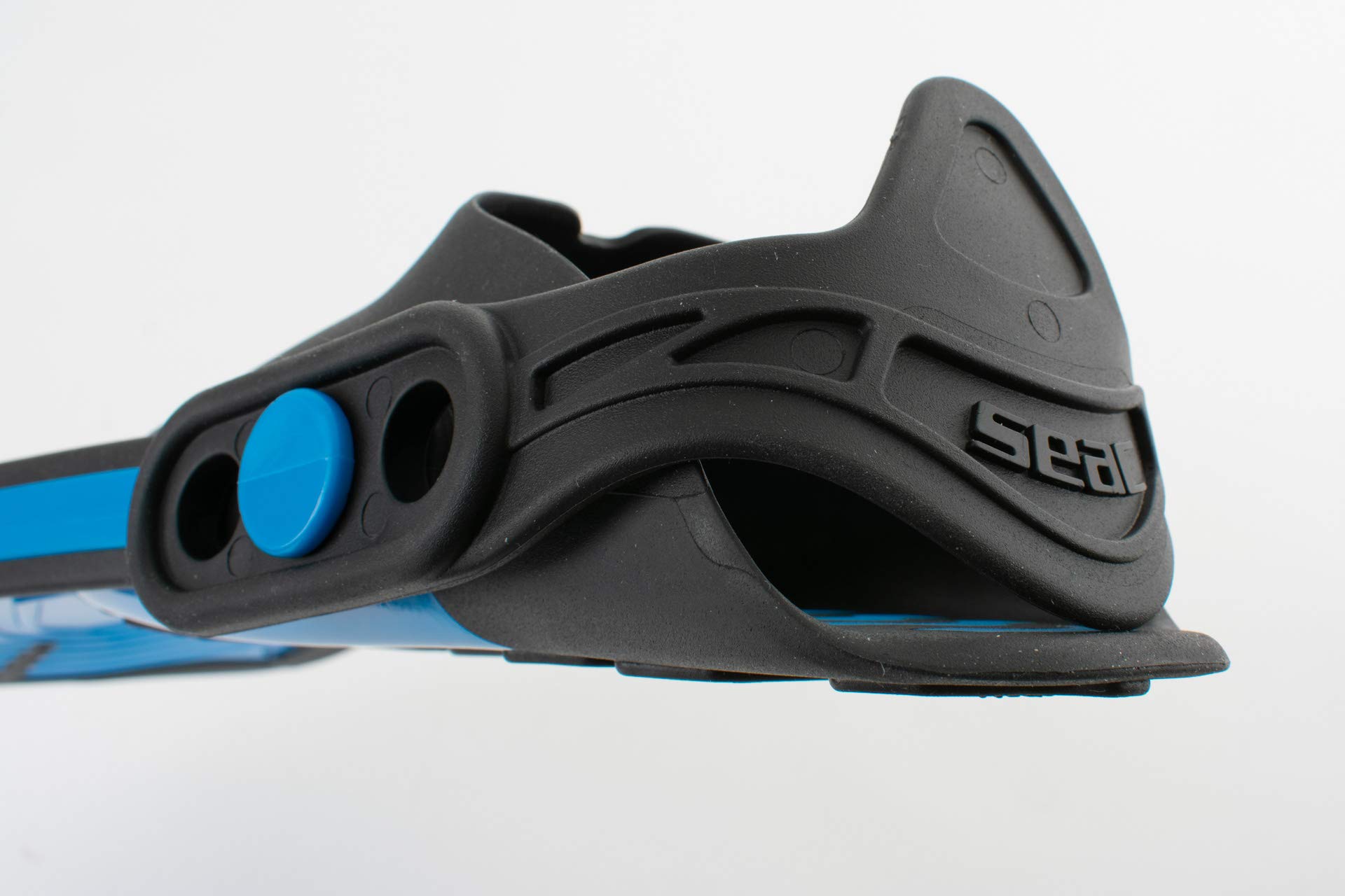 SEAC Vela OH Snorkeling Fins - Adjustable Strap Swim Fins for Snorkeling, Diving & Pool Swimming - Lightweight Comfortable Swim Fins for Adults & Kids - Perfect for Beach, Ocean & Water Sports