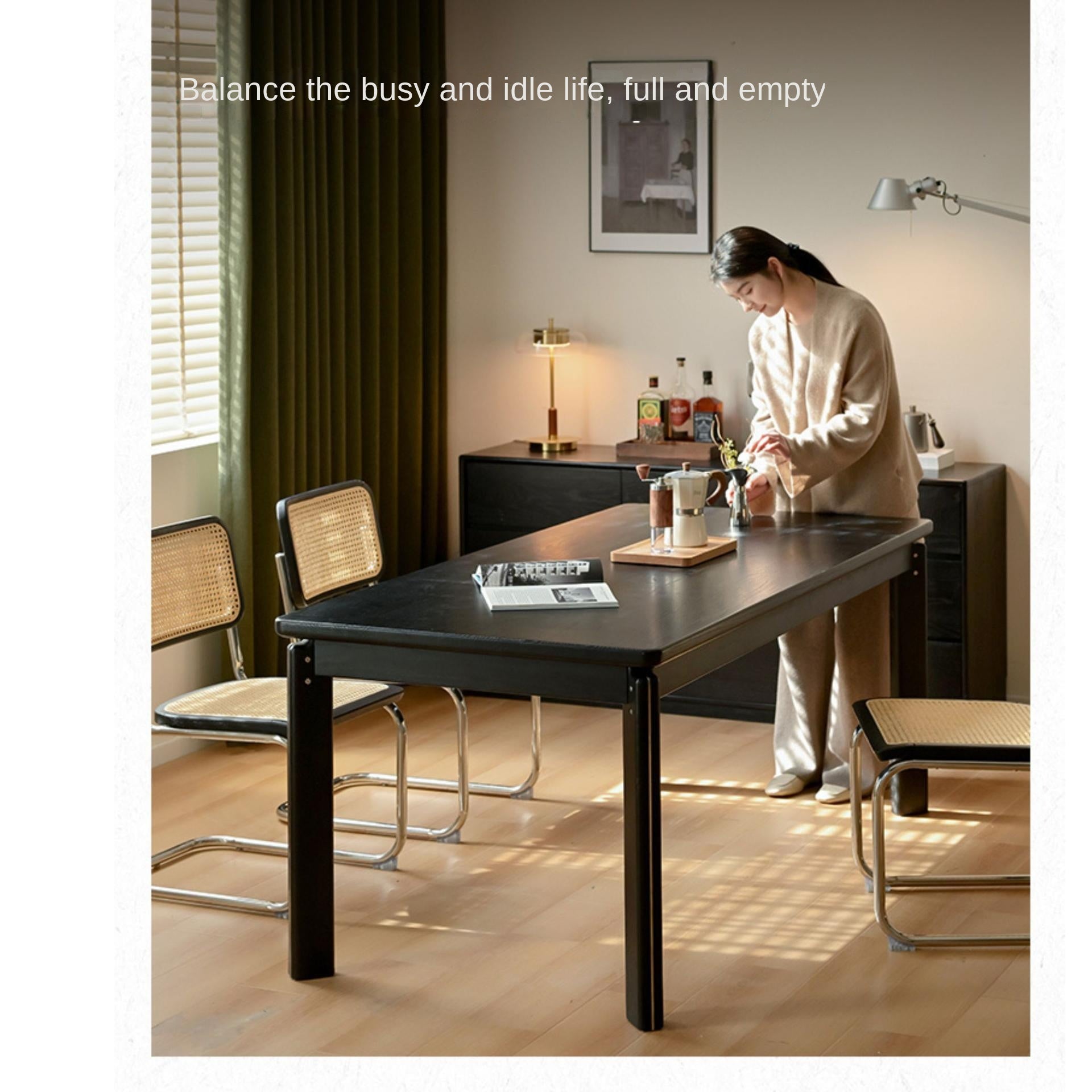 Solid Oak Wood Large Dining Table - Rustic Farmhouse Style for 6-8 People - Perfect for Family Gatherings & Dinner Parties