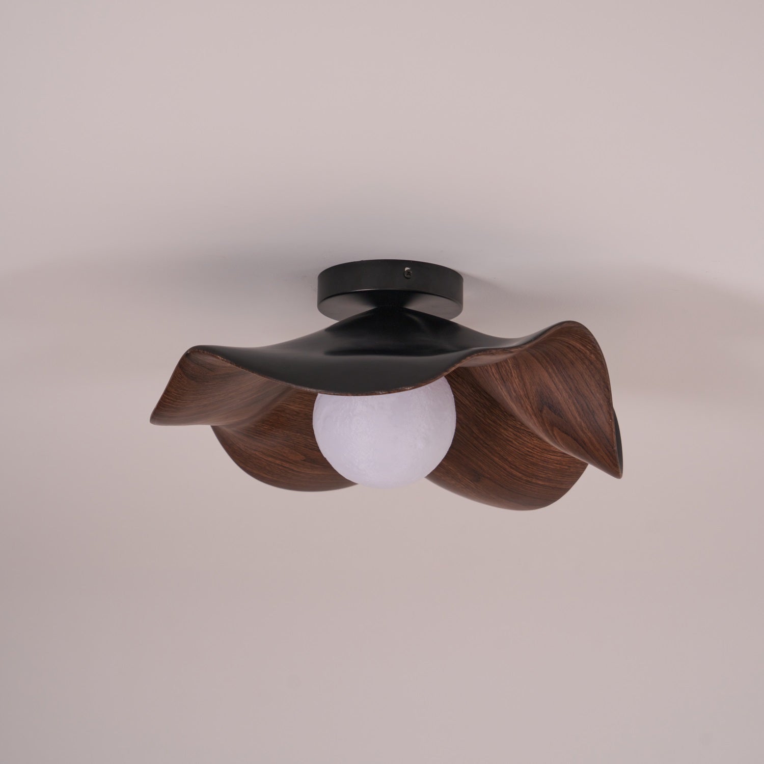 Modern Lotus Leaf Ceiling Light Fixture - Elegant Nature-Inspired Pendant Lamp for Living Room, Bedroom & Dining Room Decor - Perfect for Boho, Zen & Tropical Home Styles