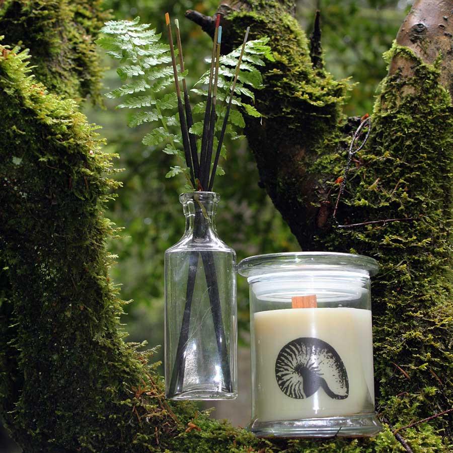 Natural Unscented Soy Wax Candle with Wooden Wick - Eco-Friendly, Long-Lasting for Relaxation, Meditation & Home Decor