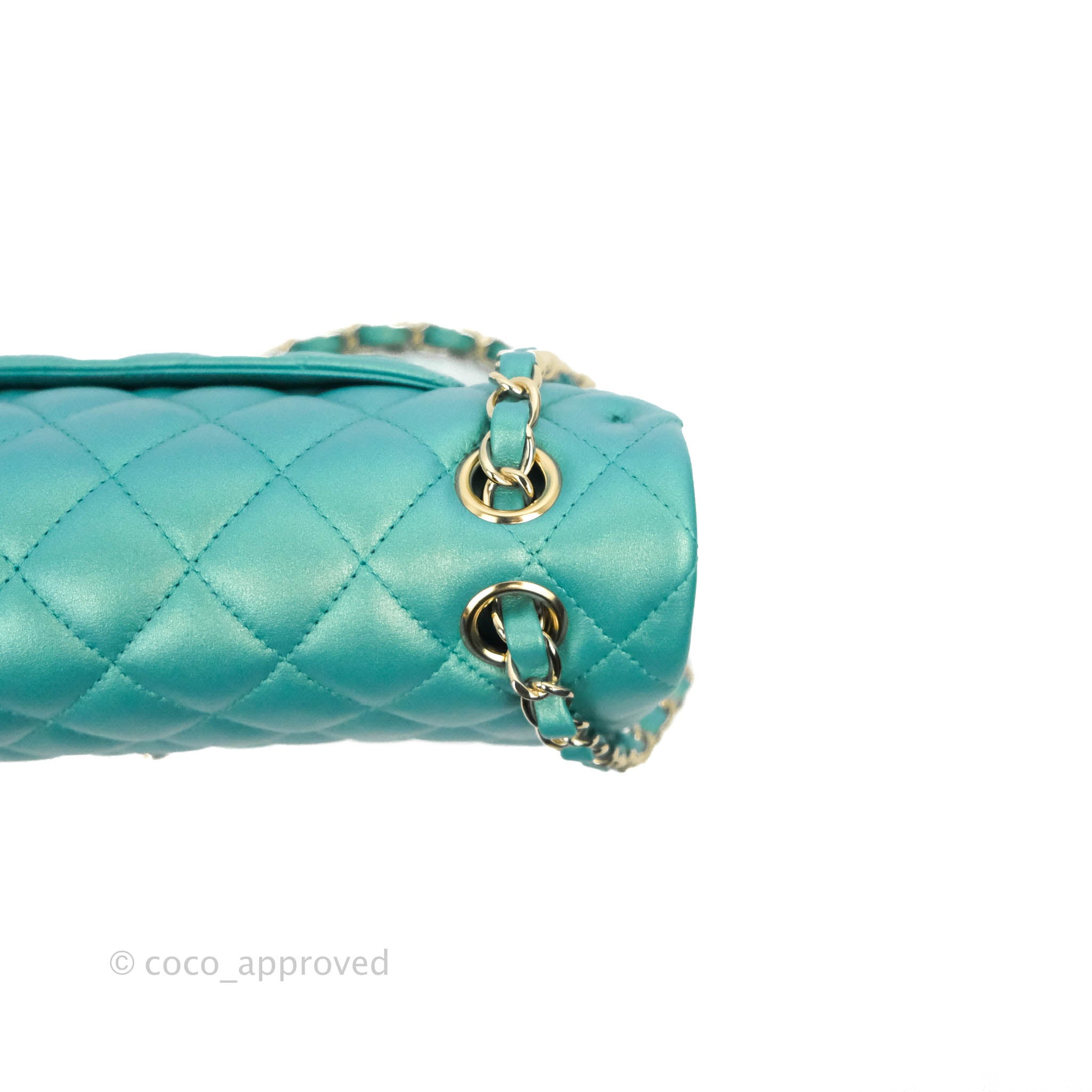 Chanel Classic M/L Medium Double Flap Bag in Iridescent Turquoise Calfskin with Gold Hardware - Luxury Designer Handbag for Women, Perfect for Parties, Weddings & Special Occasions