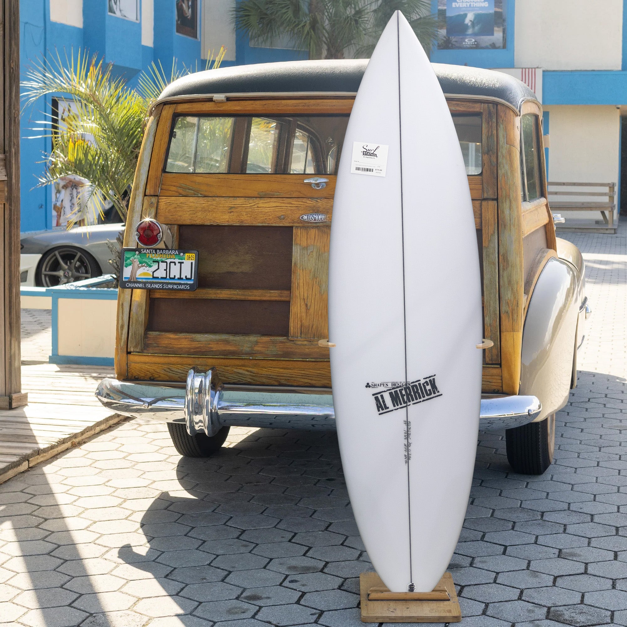 Channel Islands CI 2.Pro Round 5'11 Surfboard with Futures Fins - High Performance Shortboard for Waves 2-6ft - Perfect for Beach Surfing, Competition & Intermediate Surfers