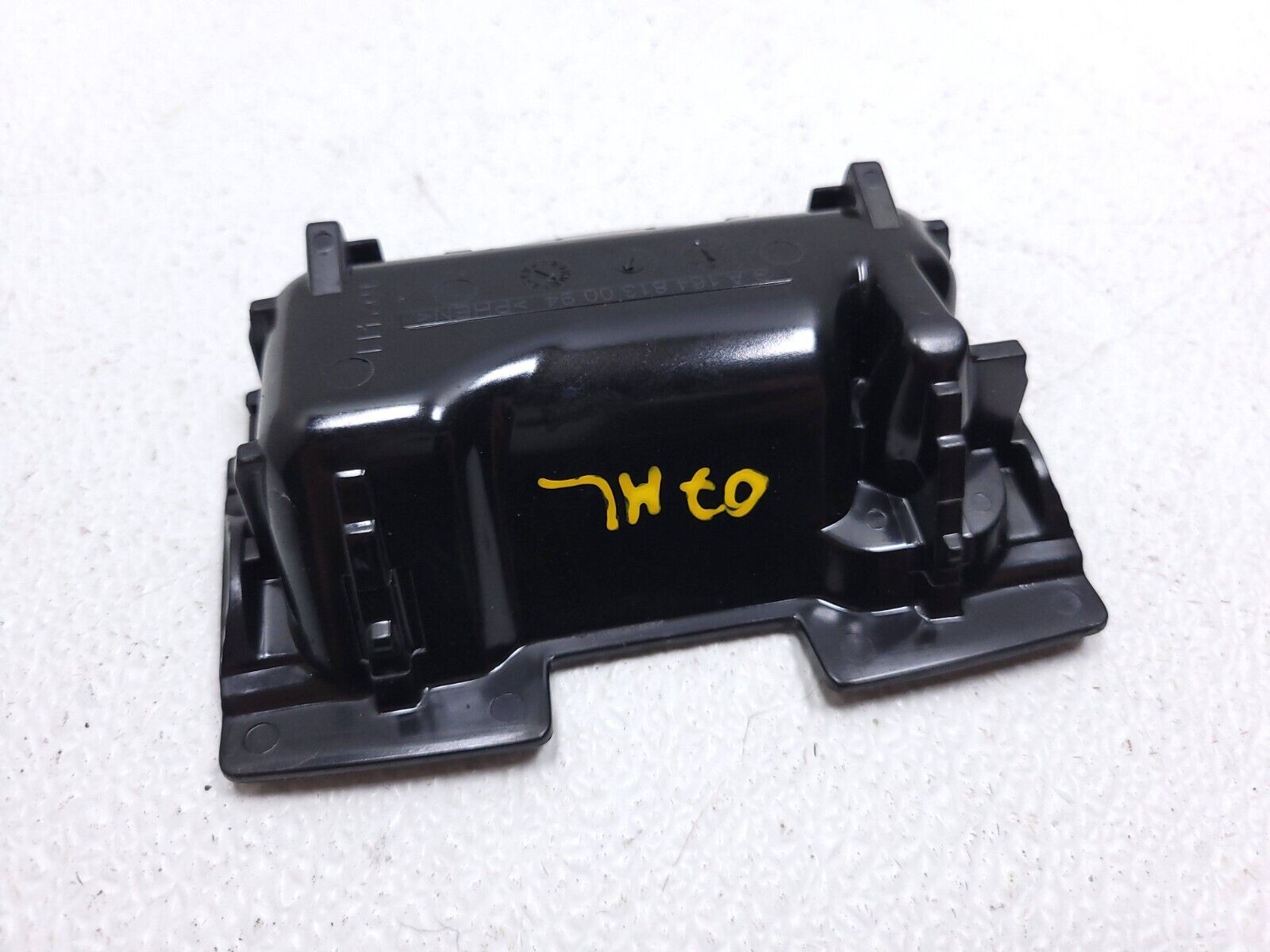 Original OEM Mercedes ML500 Center Console Ash Tray 2006-2011 Models - A1648130094 - Perfect for Car Interior Upgrade & Smoking Accessories