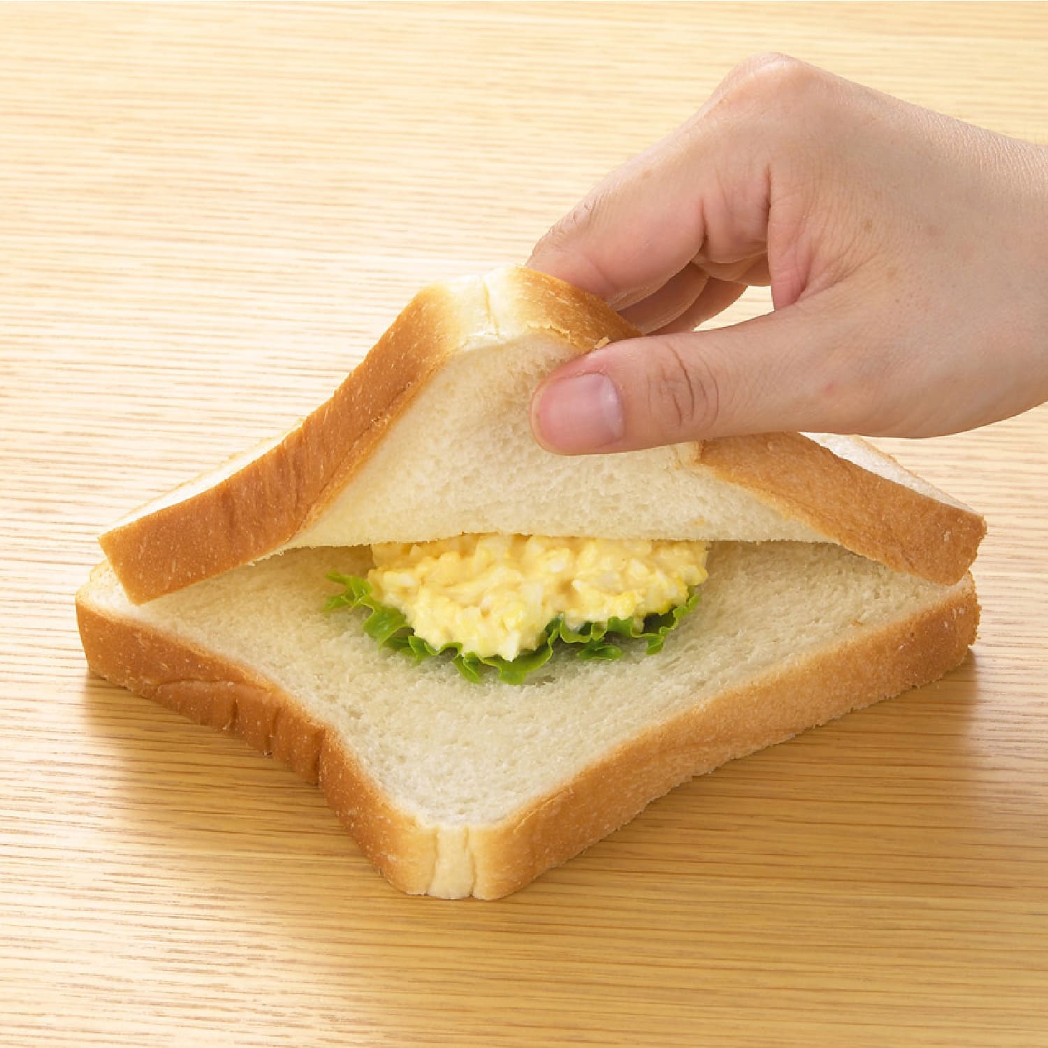 Akebono Square Sandwich Cutter & Sealer - Stainless Steel Lunch Box Tool for Perfectly Shaped Sandwiches - Ideal for School Lunches, Picnics, and Parties