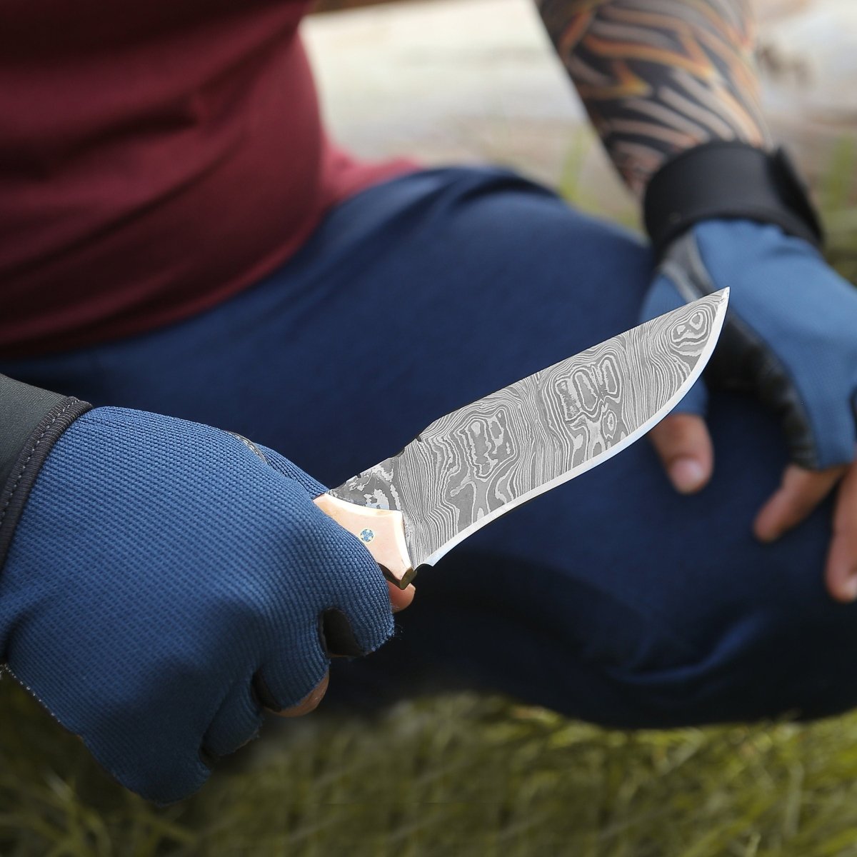 Premium Damascus Steel Hunting Knife with Mother of Pearl Inlay, Exotic Rosewood & Copper Handle - Perfect for Outdoor Adventures, Camping, and Survival Gear