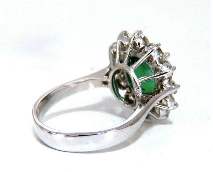 GIA Certified 4.40ct Natural Green Emerald Diamond Ring 18K Gold Halo Engagement Ring for Women - Perfect for Weddings, Anniversaries & Special Occasions