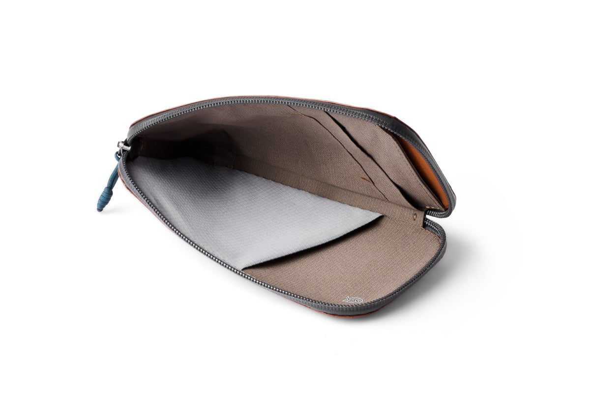Bellroy Venture Phone Pocket - Slim & Secure Phone Holder for Everyday Carry | Perfect for Hiking, Travel & Outdoor Adventures