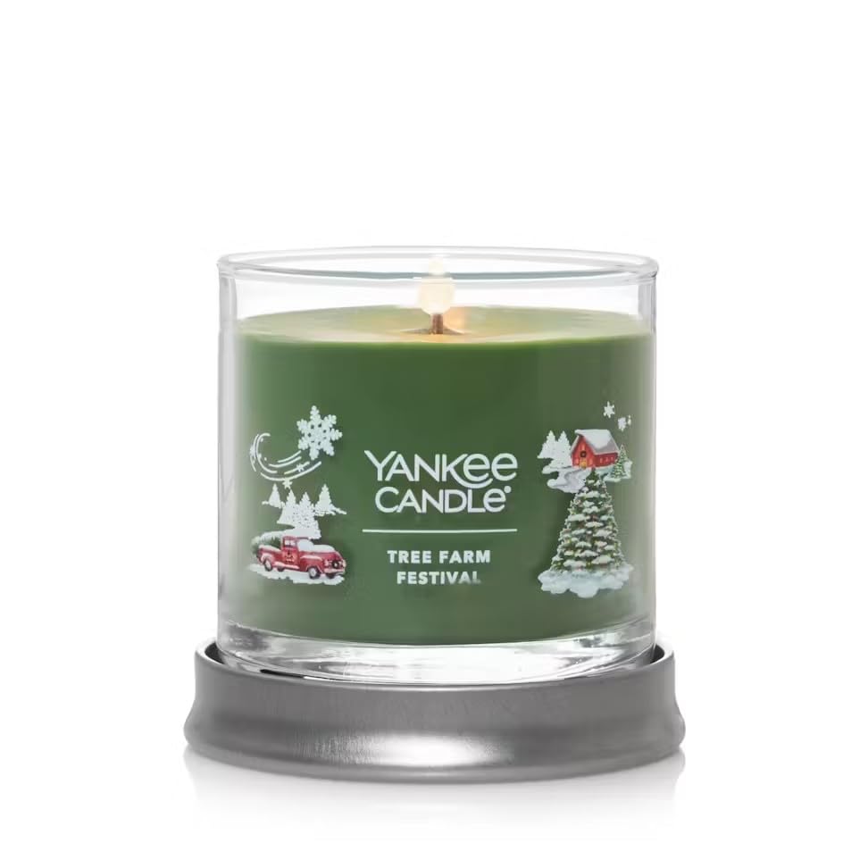 Yankee Candle Tree Farm Festival Small Tumbler Candle - 3.7oz Scented Jar Candle for Home Decor, Gifts & Relaxation - Perfect for Fall Decor, Cozy Evenings & Holiday Ambiance