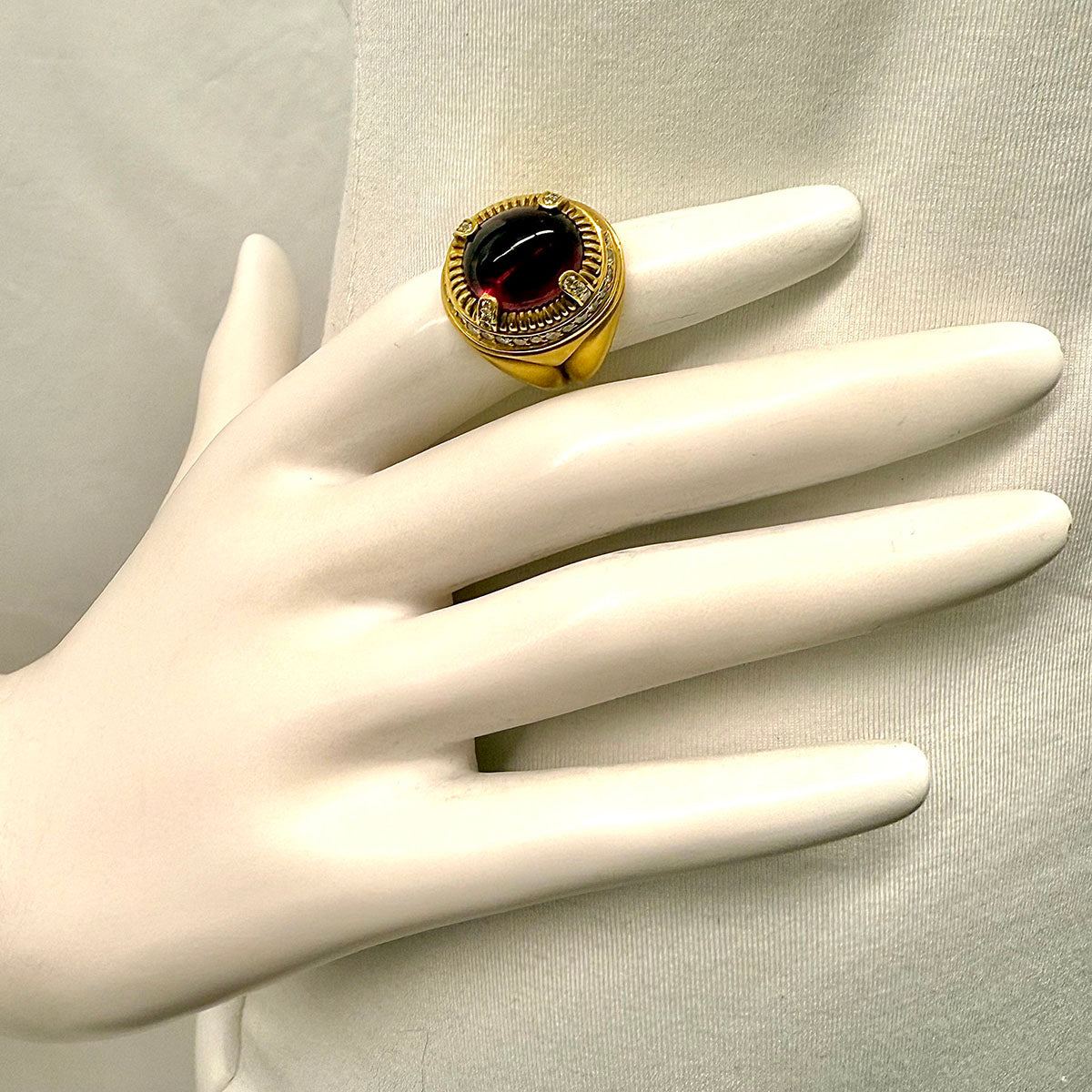 18K Gold Ring with Tourmaline Cabochon and Diamonds - Elegant Jewelry for Women, Wedding, Anniversary & Special Occasions