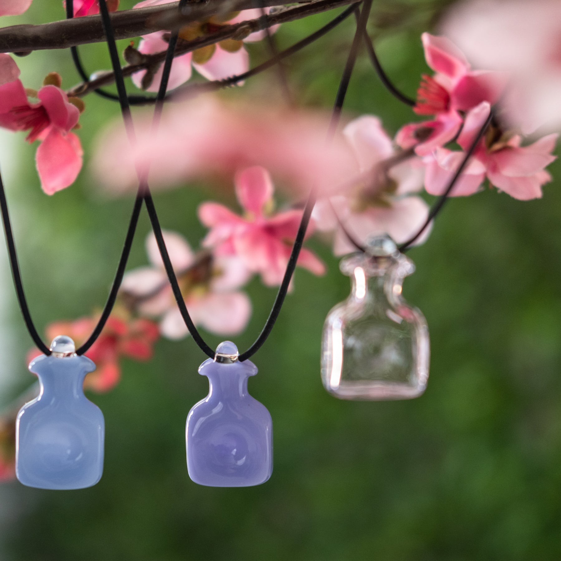 384 Water Bottle Necklace - Light Green | Stylish & Durable Bottle Holder for Hiking, Running, and Outdoor Activities