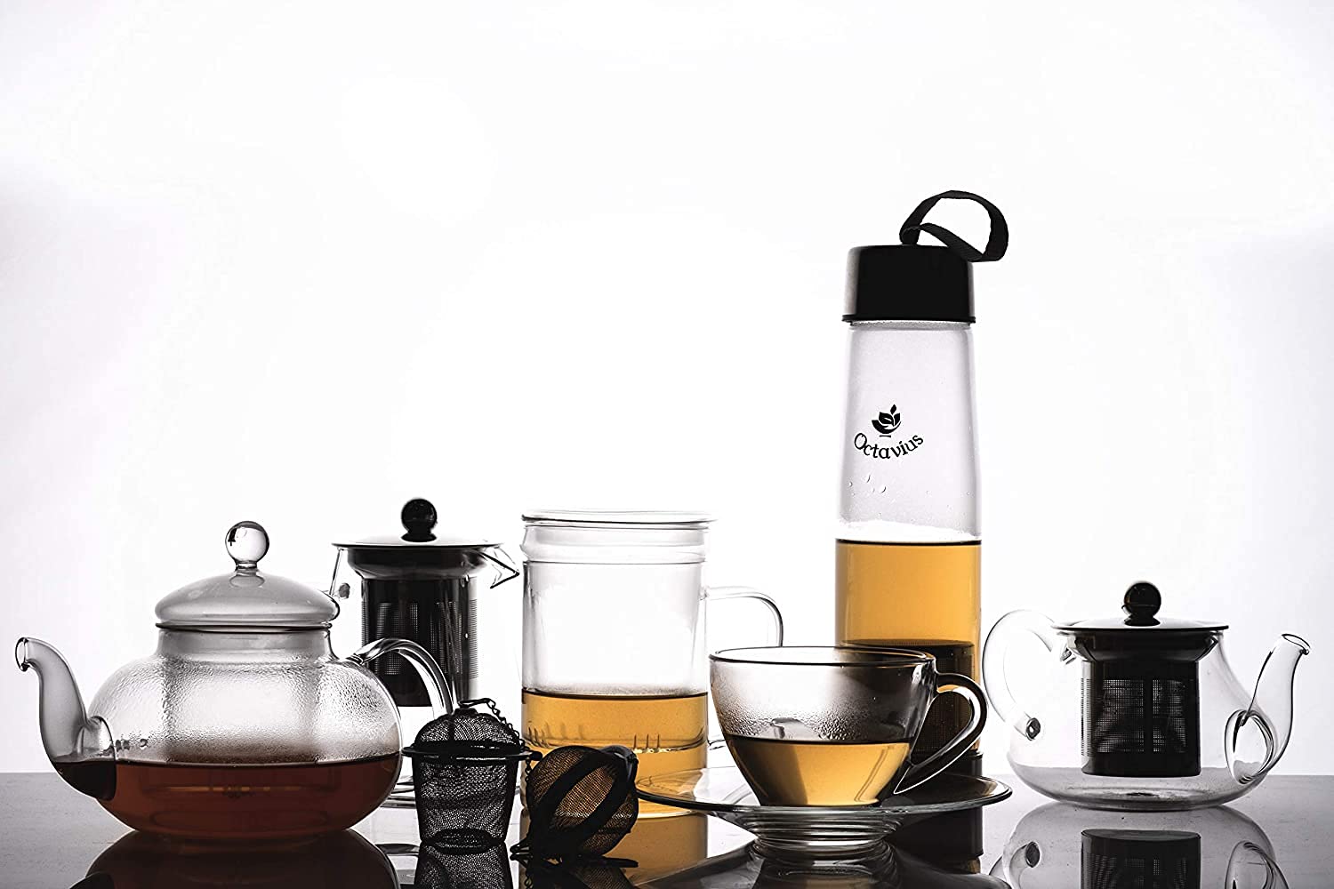 Premium Borosilicate Glass Pyramid Tea Pot with Removable Infuser & Lid - 720ml Heat-Resistant Teapot for Loose Leaf Tea | Perfect for Green Tea, Herbal Tea & Iced Tea | Ideal for 4 Cups | Elegant Home & Office Tea Brewing Accessory