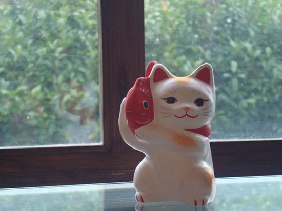 Nagahama Doll Japanese Maneki Neko (Beckoning Cat) White Lucky Cat Figure - Authentic Japanese Good Luck Charm for Home & Office Decor