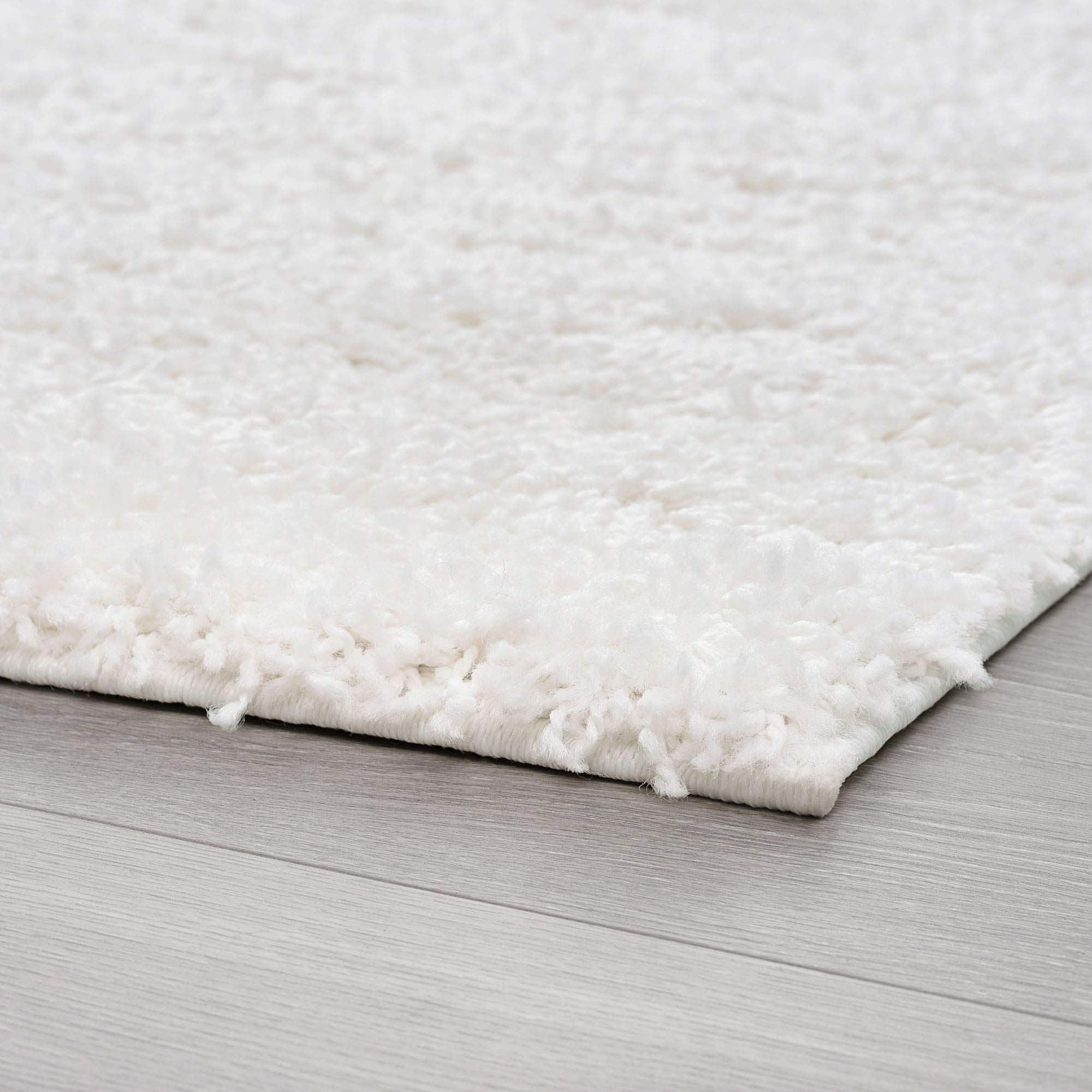 Alana White 4x6 Shag Rug - Soft Plush Area Rug for Living Room, Bedroom, Dining Room, Entryway, Kitchen & Nursery - Transitional Shaggy Carpet for Cozy Home Decor - Perfect for Family Rooms, Dorm Rooms & Pet-Friendly Spaces