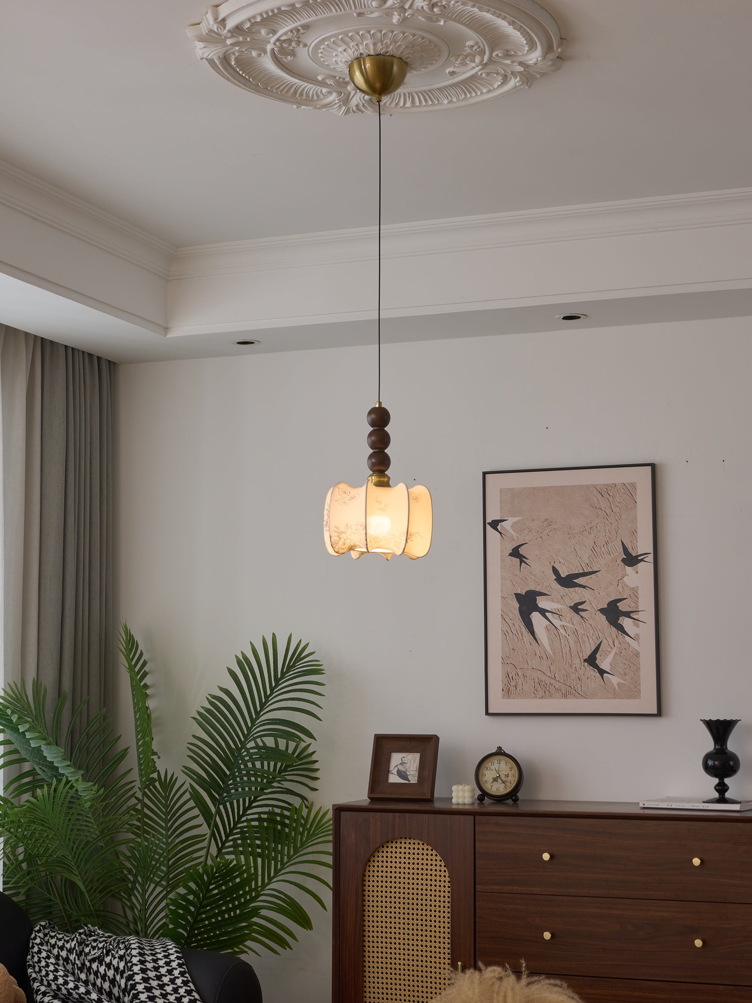 Eloria Modern Pendant Light - Sleek Hanging Fixture for Kitchen Island, Dining Room & Bedroom Decor - Adjustable Height & Dimmable LED Lighting