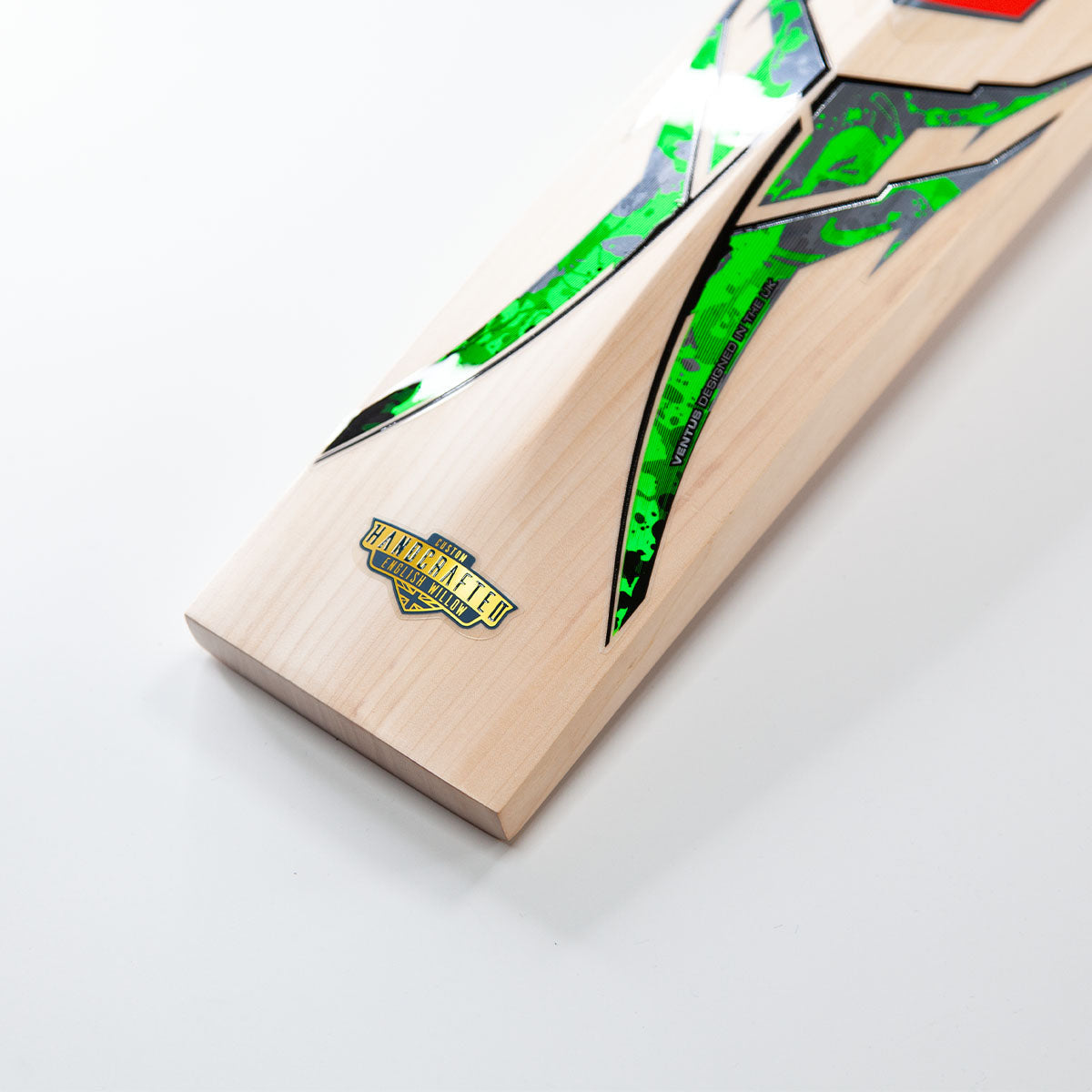 Premium Gray Nicolls Ventus Gen 1.3 Custom Made English Willow Cricket Bat - Perfect for Professional Matches & Training Sessions