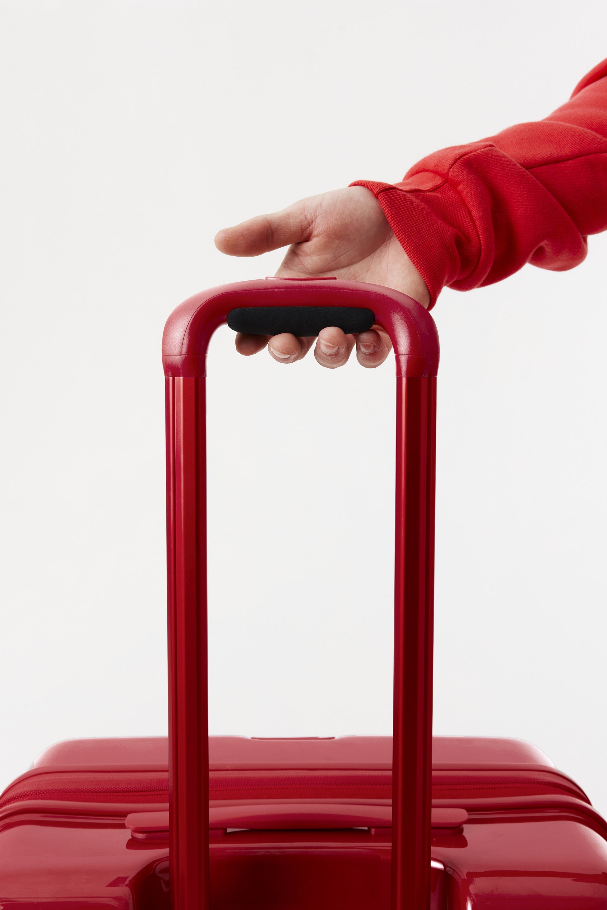 Textured Red Medium Check-In Roller Luggage - Perfect for Business Travel & Weekend Getaways