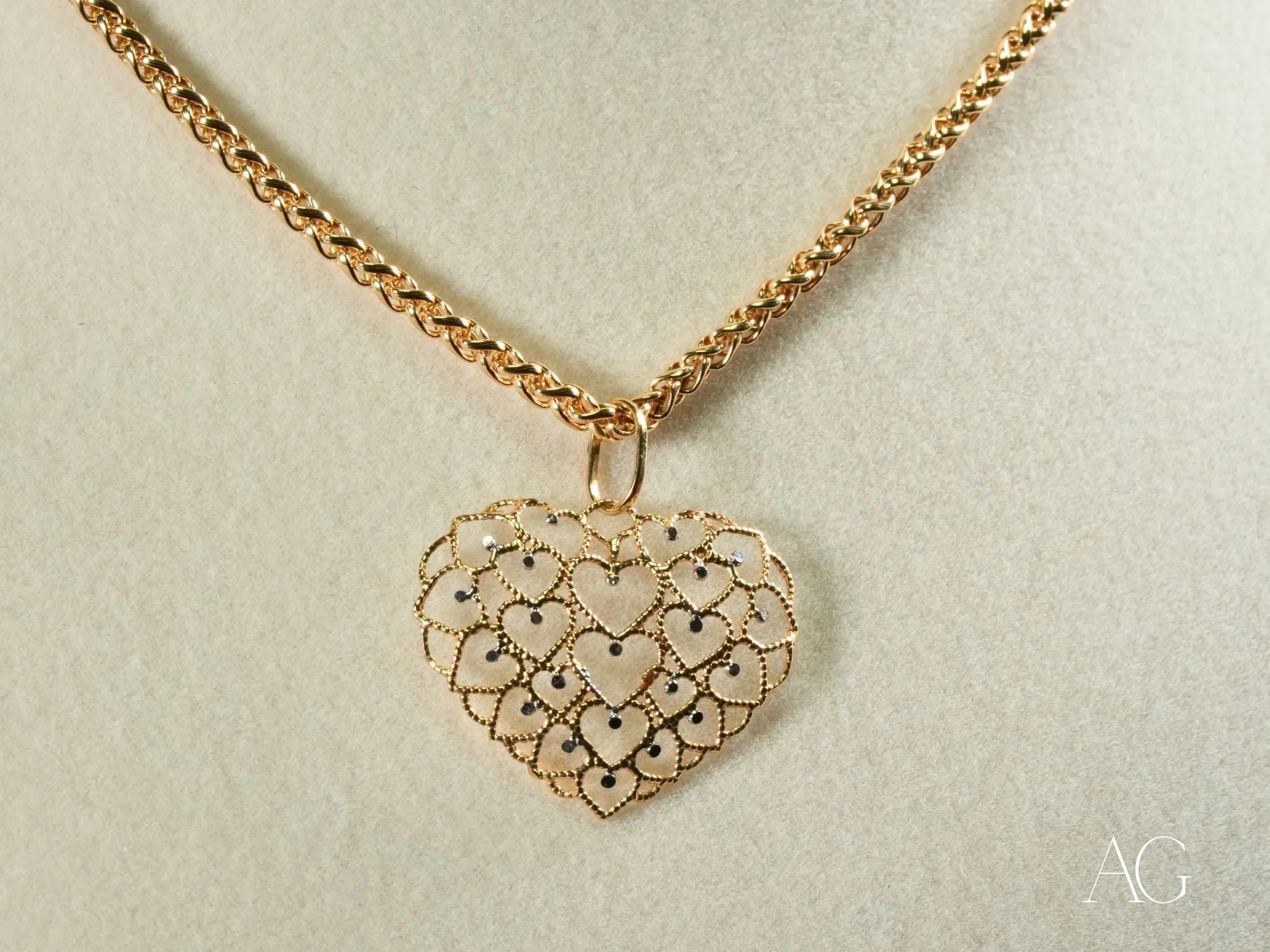Golden Heart Pendant Necklace - 14K Gold Plated Elegant Jewelry for Women - Perfect Gift for Valentine's Day, Anniversary & Special Occasions