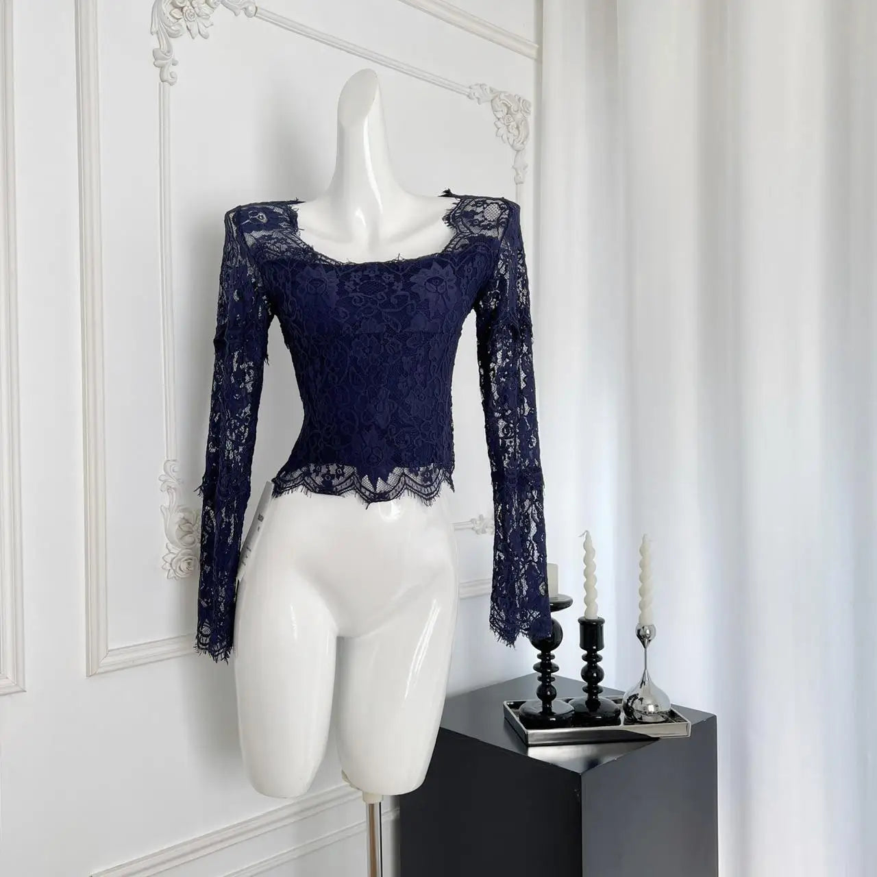 Elegant Vintage Blue Lace Square Neck Slim Fit T-Shirt for Women - Long Sleeve Blouse with Pink Accents | Perfect for Fall Fashion, Vacation Outfits & Casual Wear