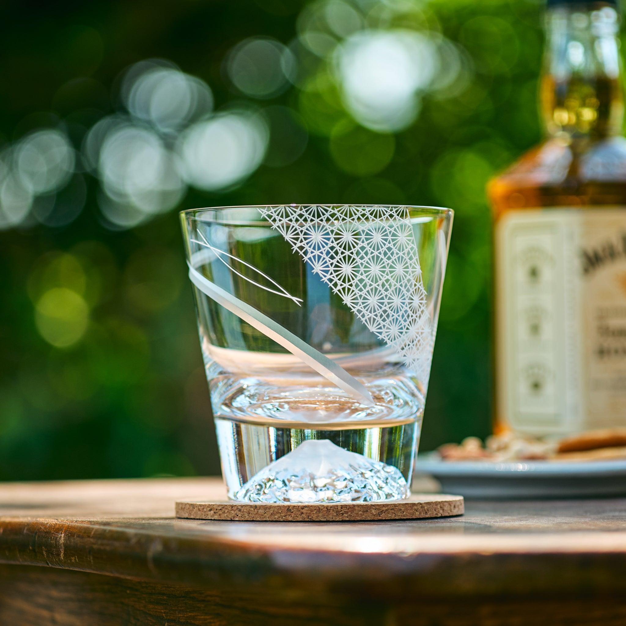 Tajima Mount Fuji Rocks Glass - Japanese Whiskey Tumbler with Breeze Design - Perfect for Scotch, Bourbon & Cocktail Drinking at Home Bar or Gift Giving