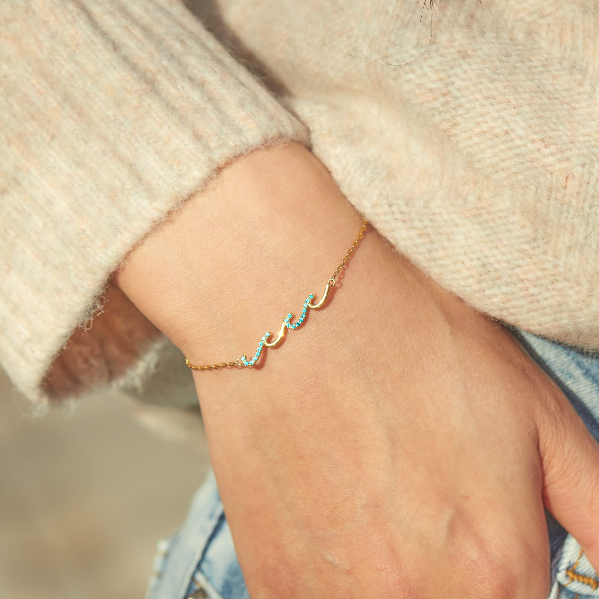 STORYJEWELLERY Wave Bracelet - Meaningful Jewelry Gift for Women, Mom, Daughter & Sister | Birthday, Mother's Day & Retirement Present | Elegant Bracelet for Everyday Wear & Special Occasions