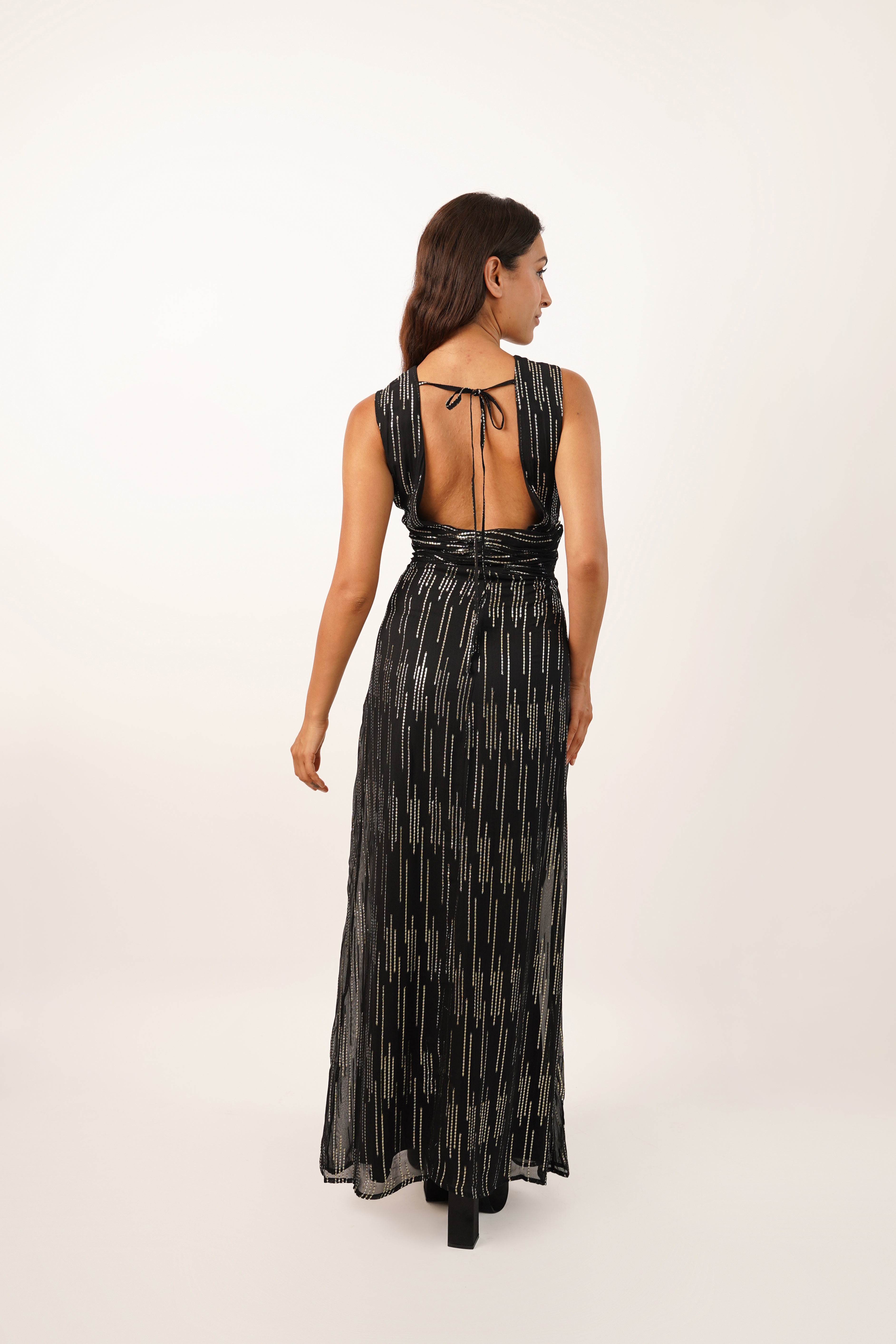 Norex Women's Plunging Striped Dress with Tie Back - Sexy V-Neck Bodycon Midi Dress for Party, Date Night & Special Occasions