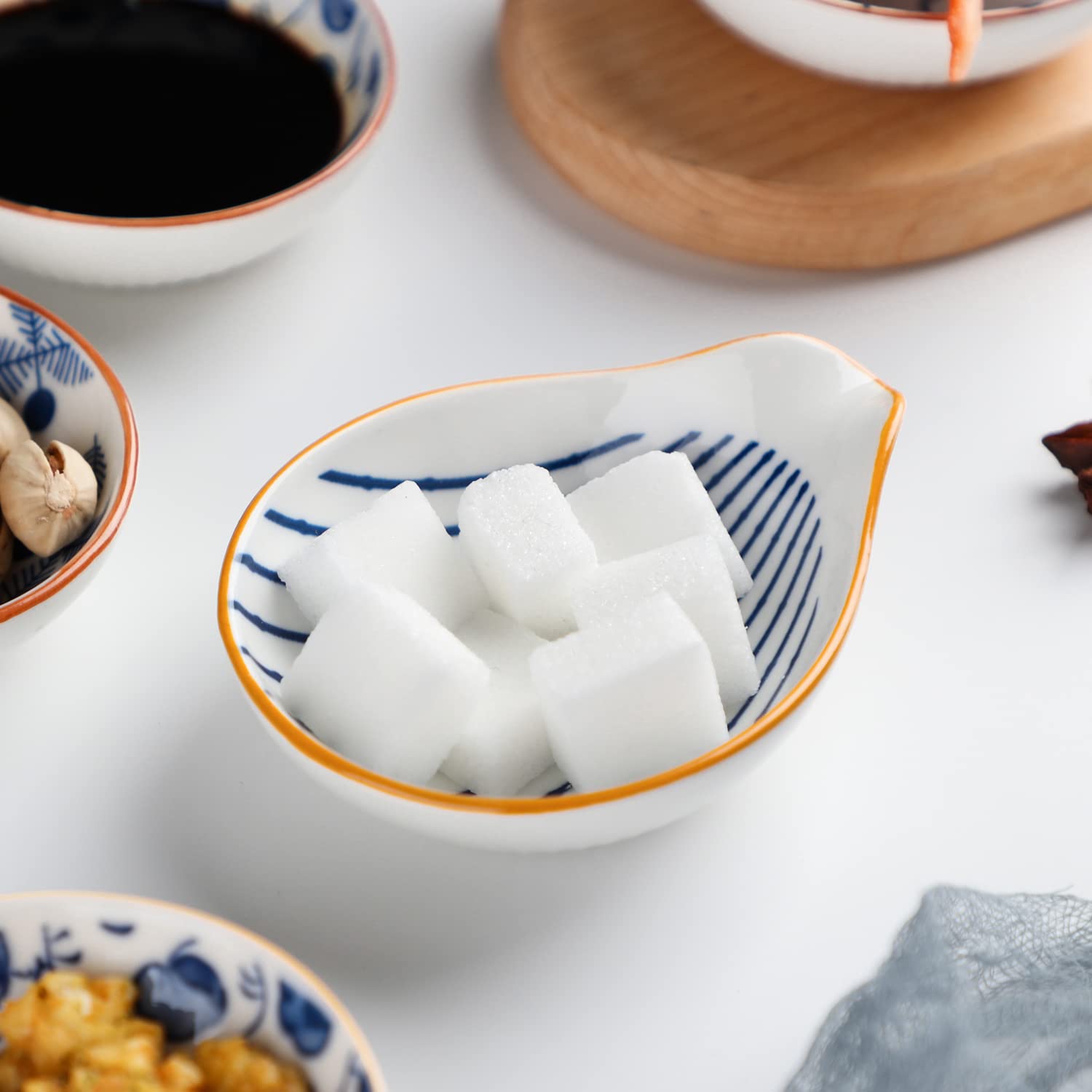 8-Piece Ceramic Dipping Sauce Bowls Set - Soy Sauce, Condiment & Seasoning Dishes for Sushi, Dumplings & Appetizers | Elegant Side Dishes for Asian Cuisine & Party Platters