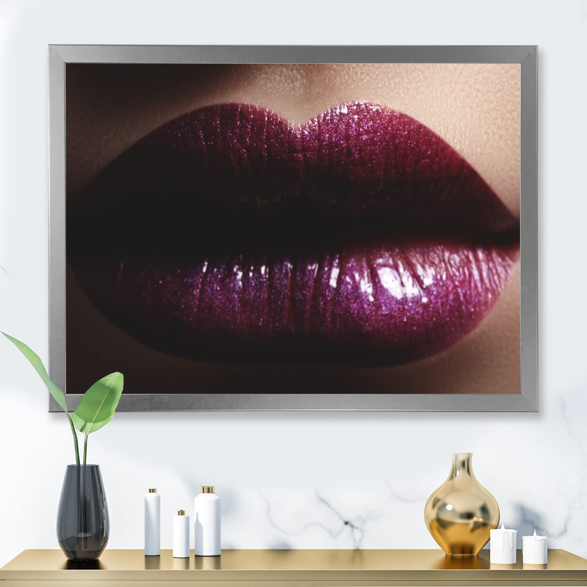 DesignQ Glittery Plump Lips Modern Framed Wall Art - Glamorous Home Decor for Living Room, Bedroom & Office