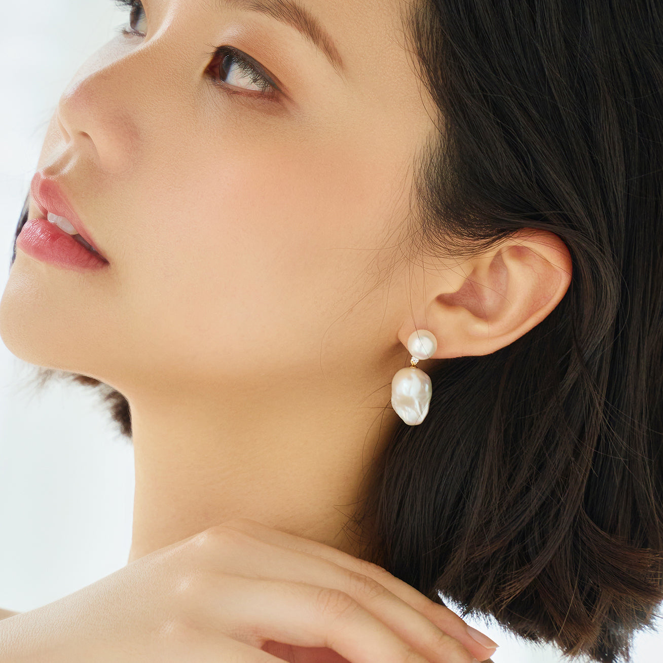18K Gold Baroque Pearl Earrings – Elegant Vintage Style Dangle Earrings for Women | Perfect for Weddings, Parties & Special Occasions