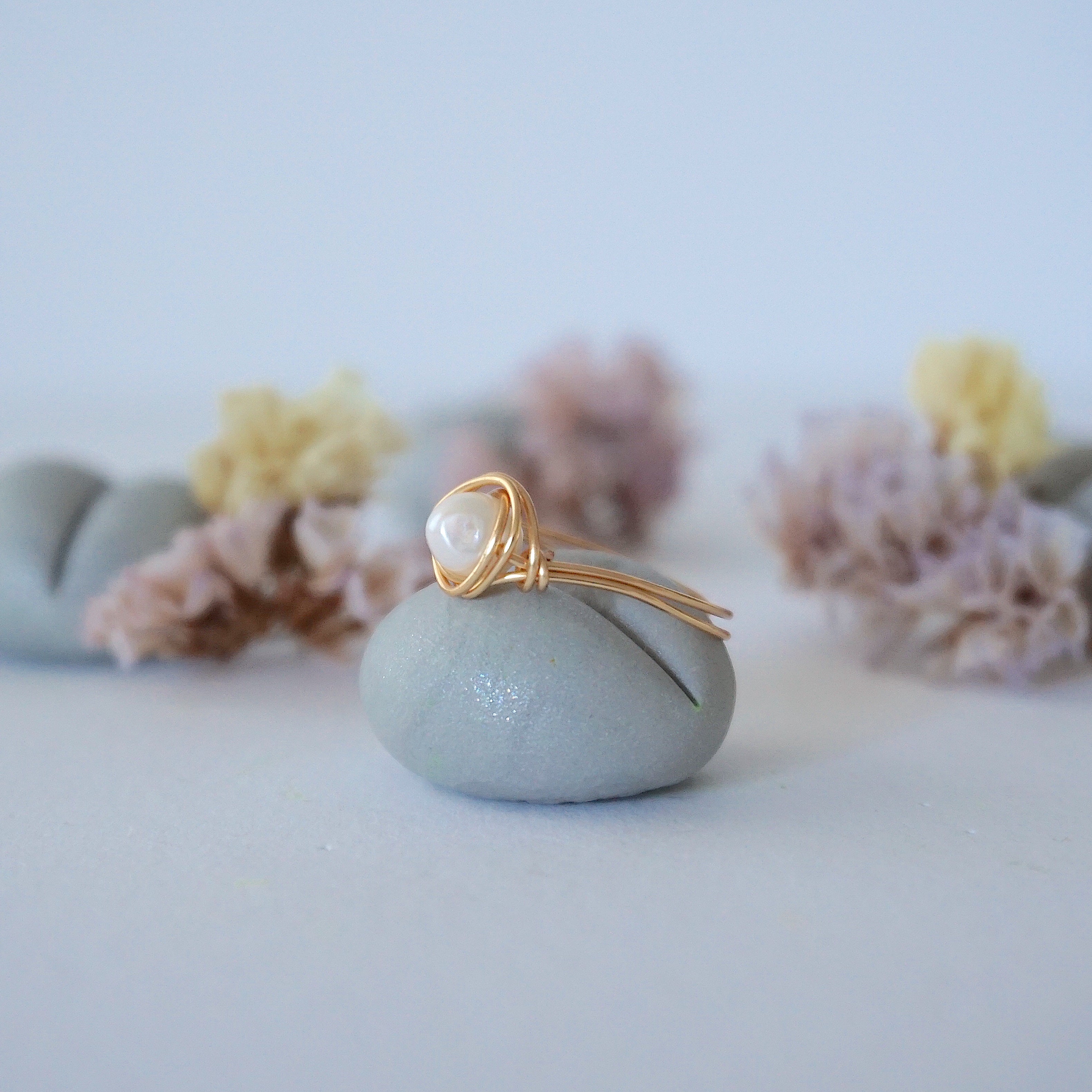 Elegant Classic Pearl Ring in 14K Gold for Women - Perfect for Weddings, Anniversaries & Special Occasions