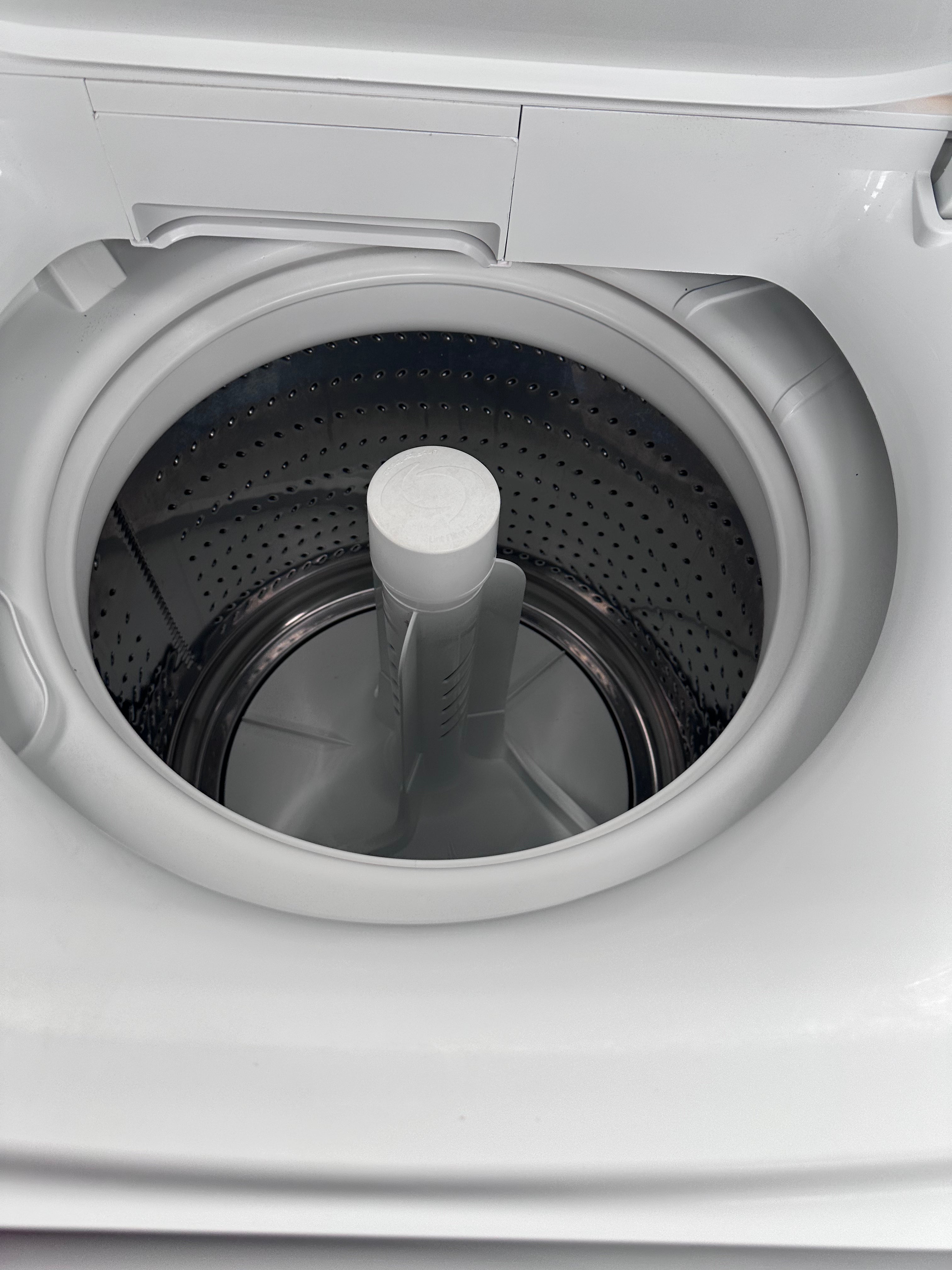 Refurbished Simpson 8kg Top Load Washing Machine - Energy Efficient Laundry Solution for Apartments & Small Homes | Perfect for Compact Spaces & Eco-Friendly Living