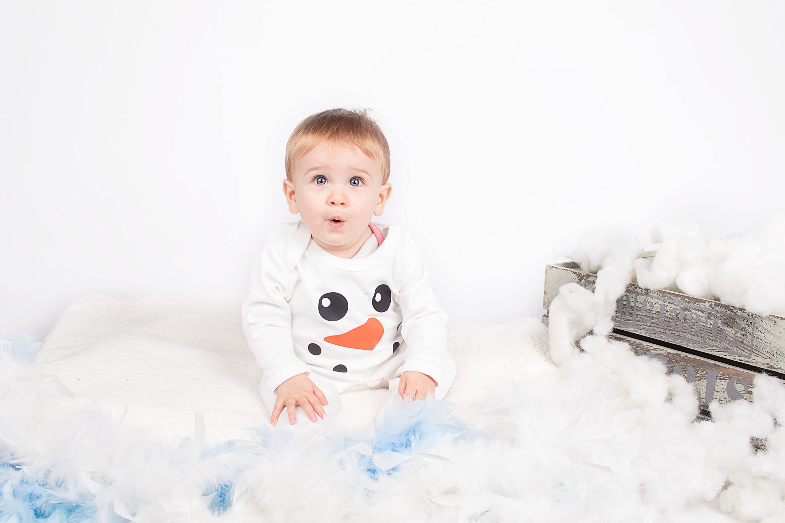 Cute Snowman Baby Romper - 3-6 Months | Gift & Sleepwear for Boys & Girls | BABY MOO'S UK - Perfect for Winter & Photo Shoots
