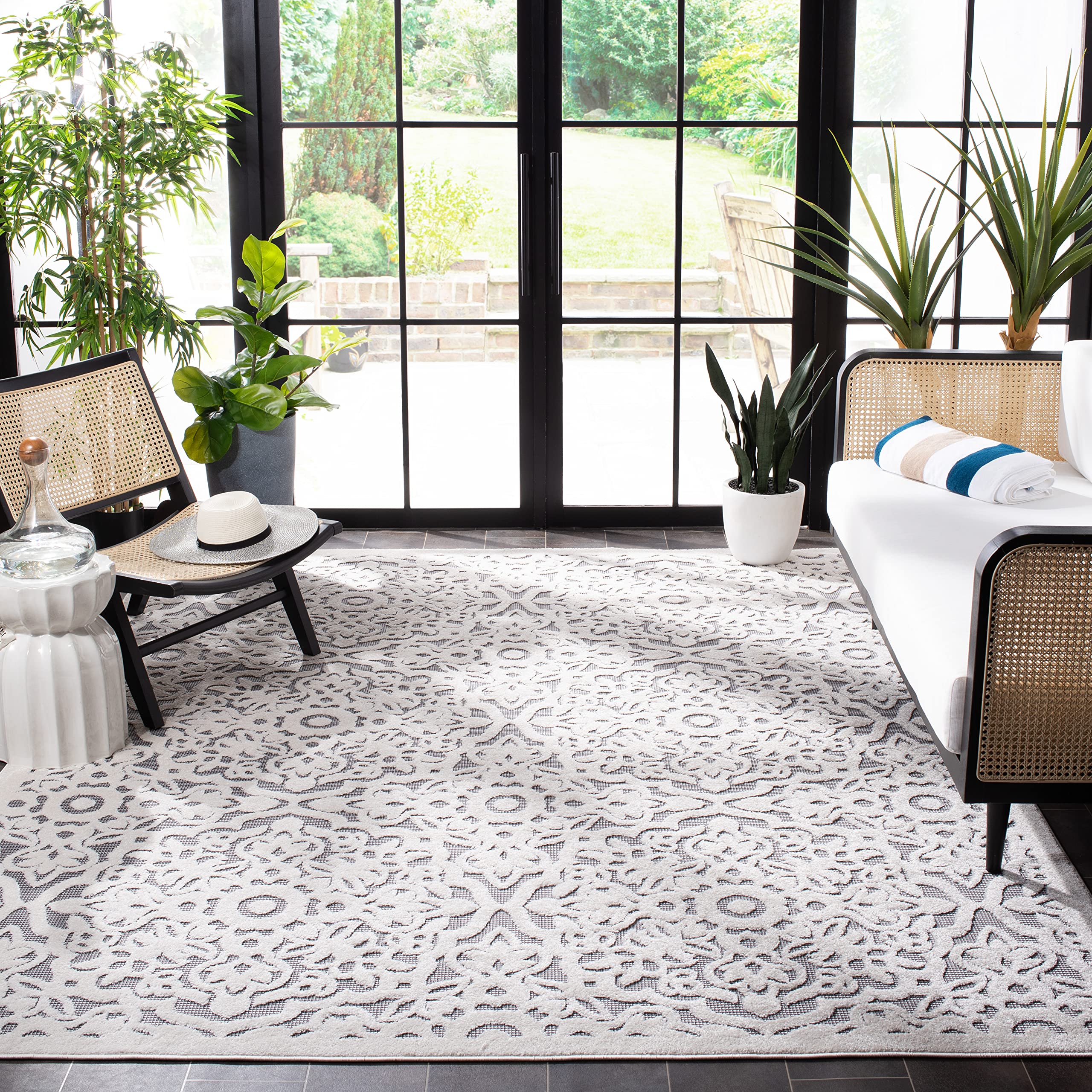 SAFAVIEH Cabana Collection 9' x 12' Ivory & Grey Area Rug - Non-Shedding, Easy Care, Stain Resistant - Perfect for Living Room, Bedroom, Dining Room & High Traffic Areas - Soft & Durable for Family Homes & Pet Owners (CBN662A)