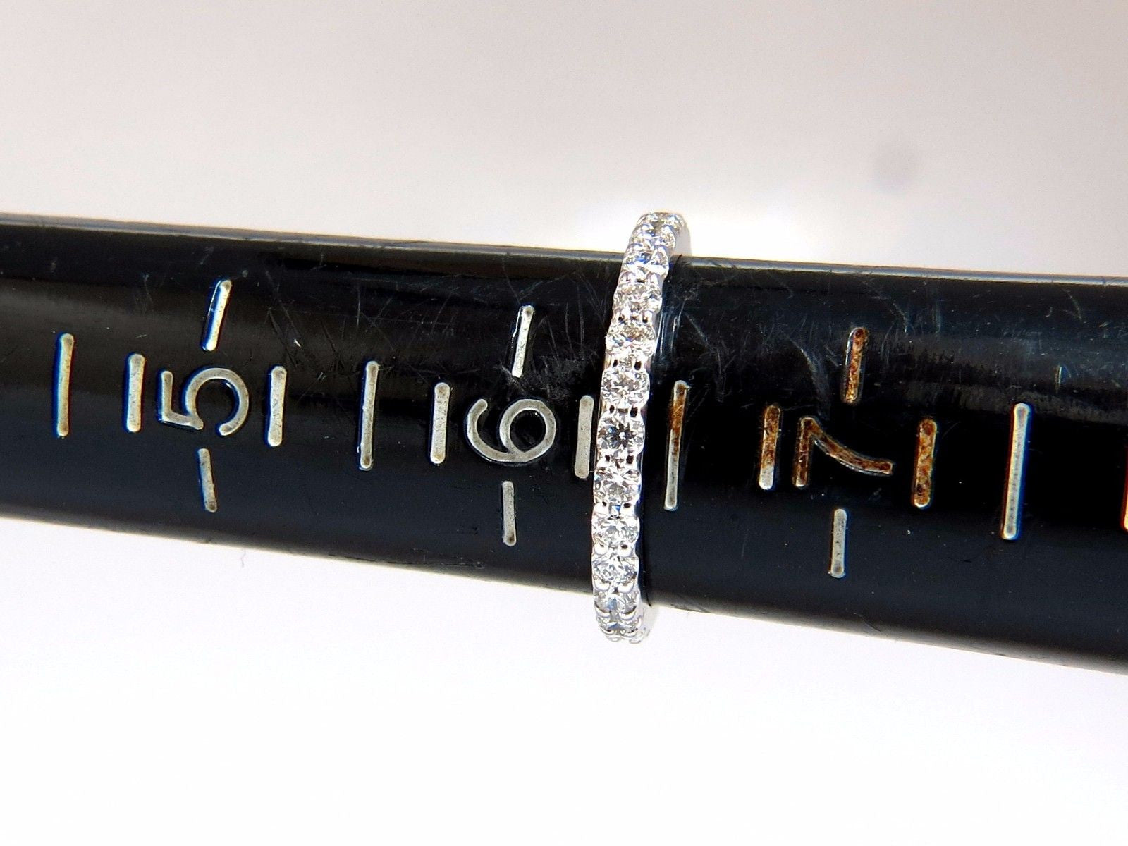 0.93ct Natural Round Diamond Shared Prong Ring in 14K Gold (G/VS) - Perfect for Engagement, Anniversary & Special Occasion Gifts