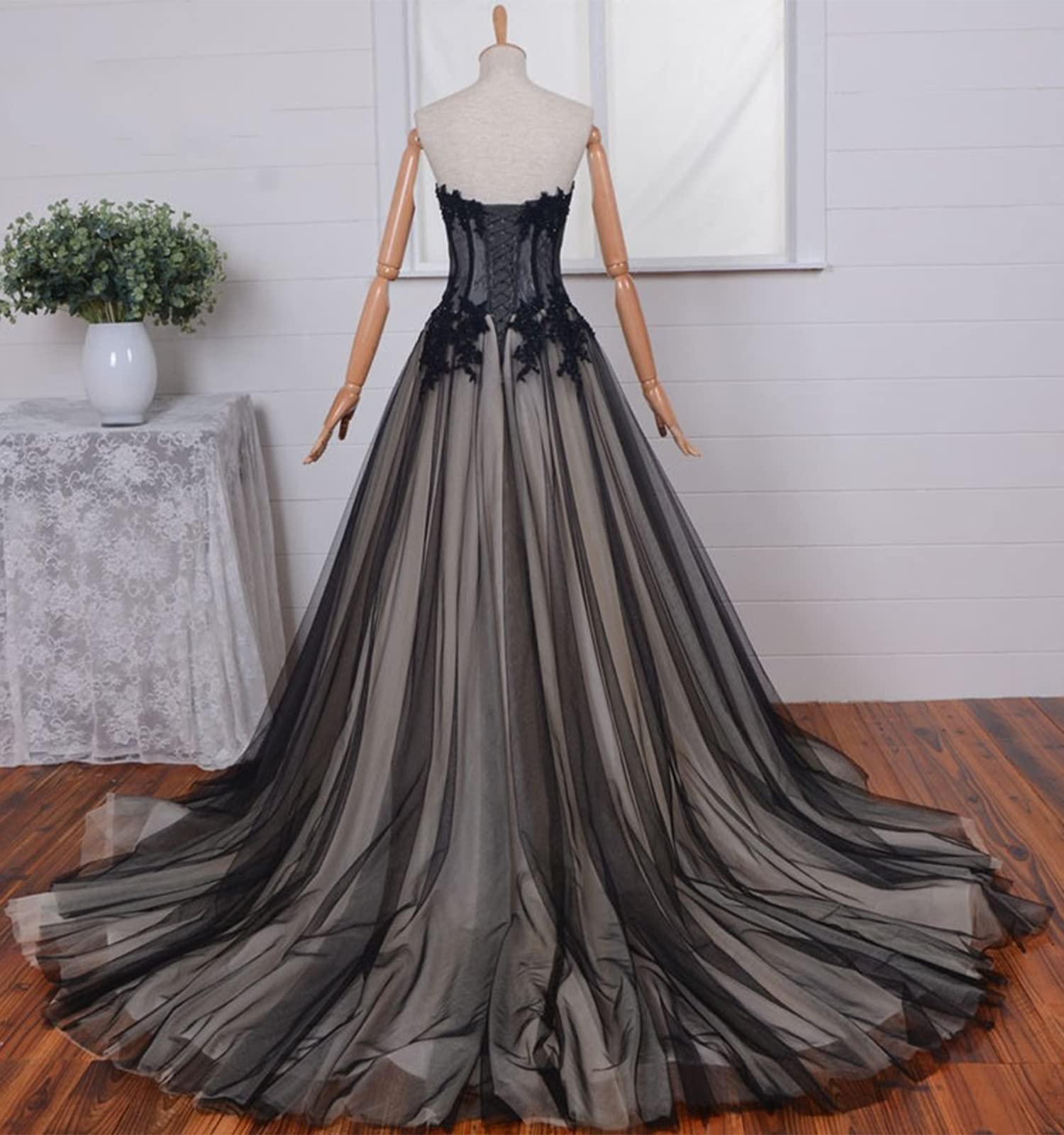 Elegant Women's Wedding Dresses Formal Prom Long Gowns with Tulle & Lace - Perfect for Evening Galas, Bridal Showers & Special Occasions
