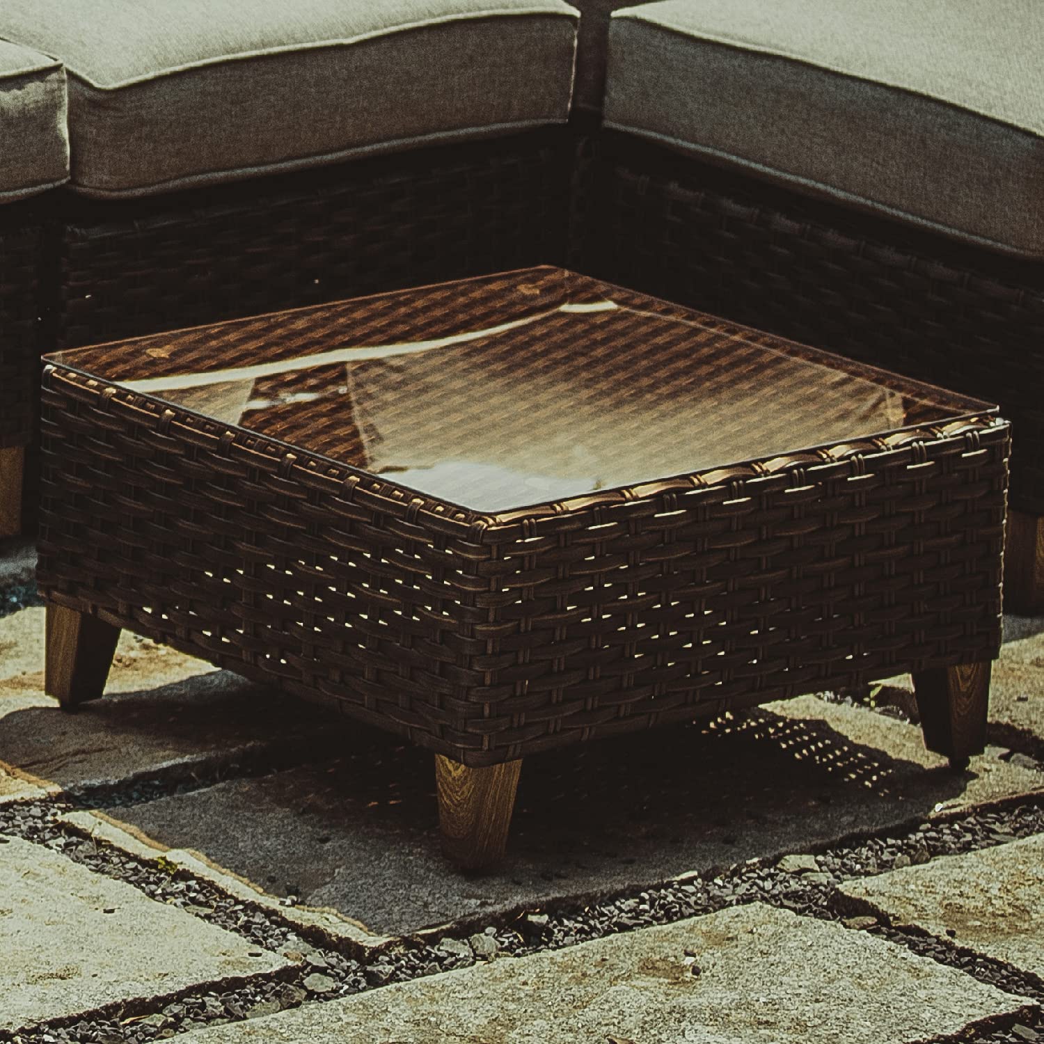 Premium Wicker Patio Coffee Table with Tempered Glass Top - Outdoor Furniture Set for Garden, Poolside & Backyard Relaxation