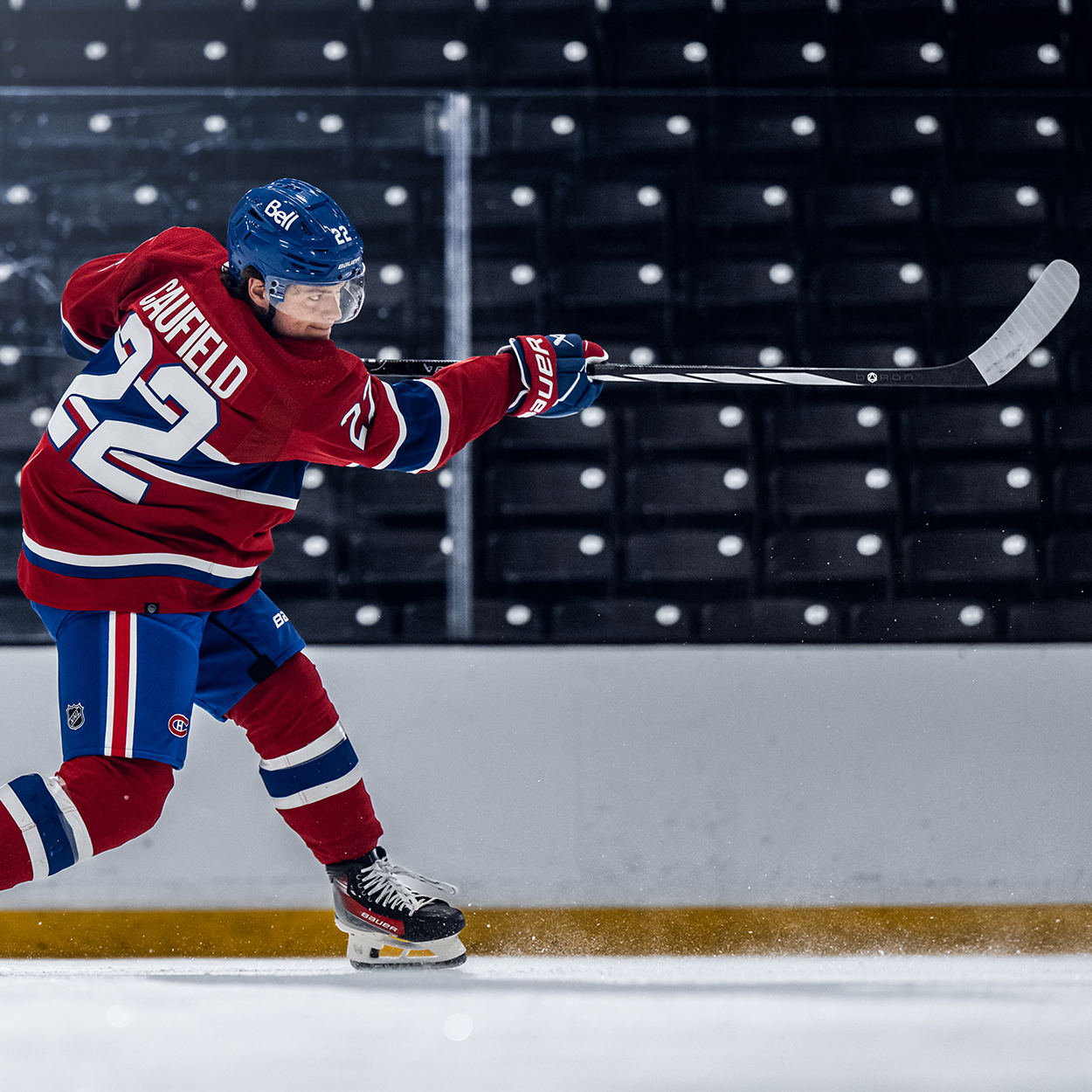 Bauer Proto R Grip Intermediate Hockey Stick - Lightweight Carbon Fiber Shaft for Enhanced Control & Performance - Perfect for Competitive Play & Training