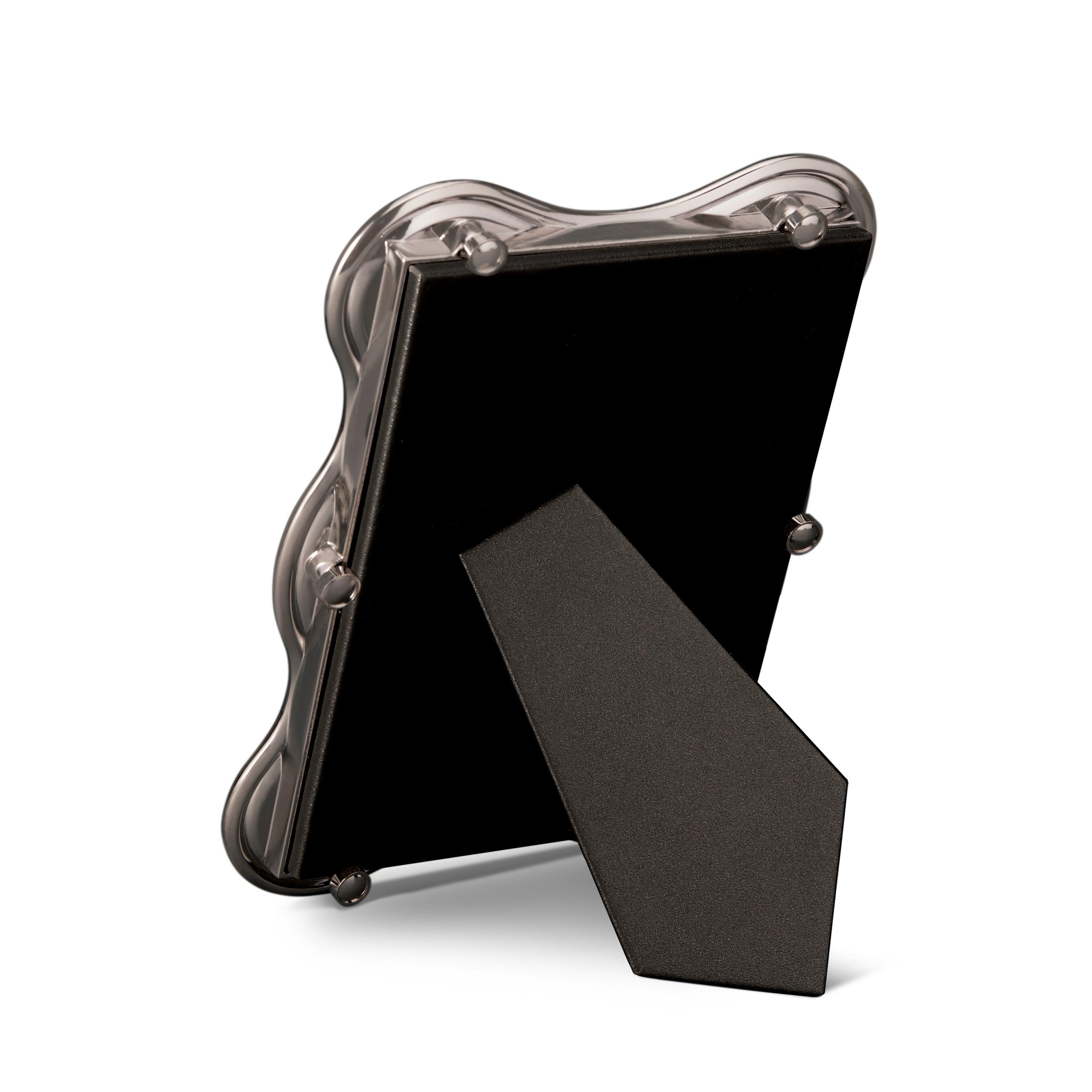 Ripple Frame Platinum 5x7 - Elegant Photo Display for Home Decor, Office, and Gift Giving