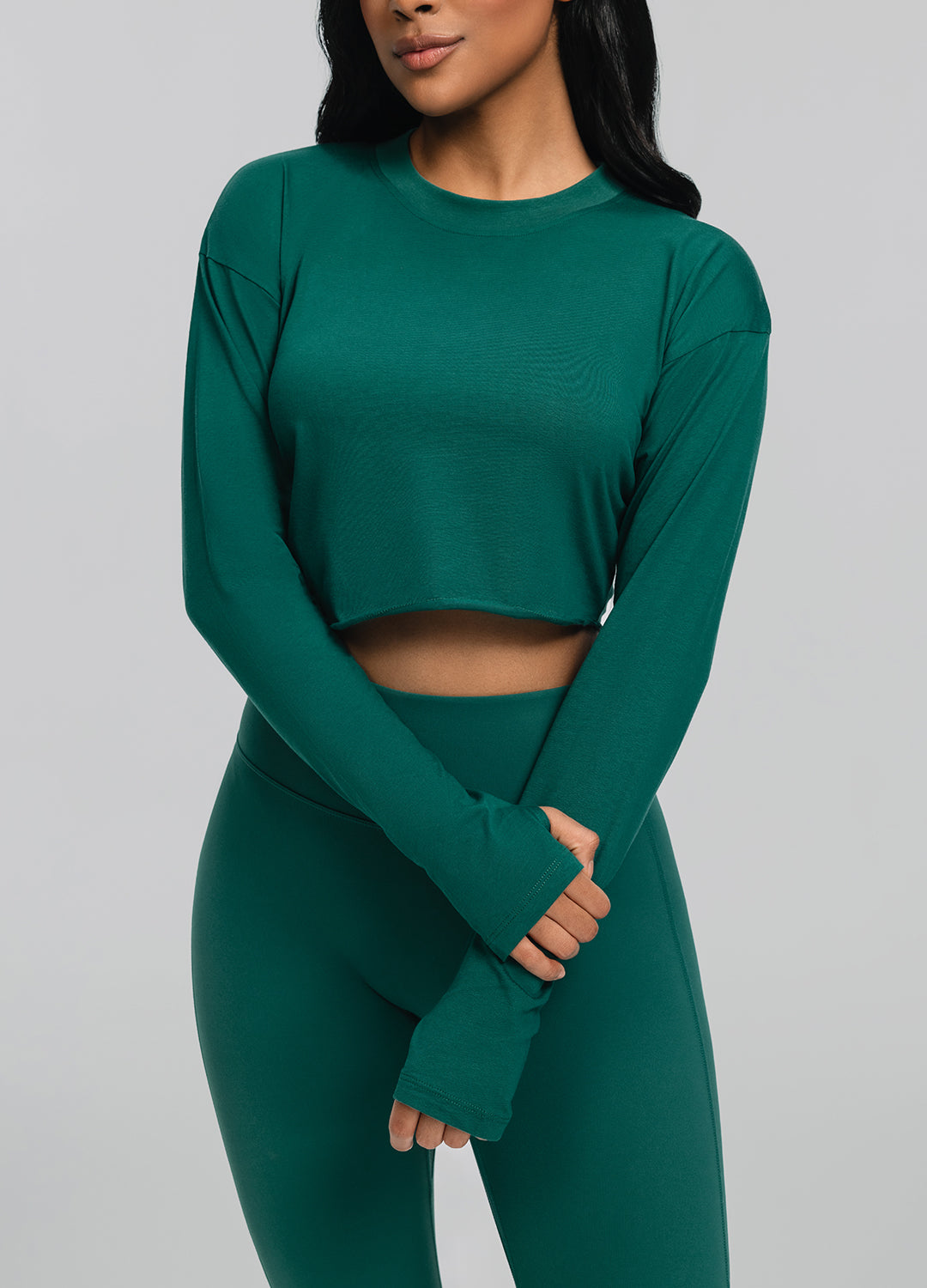 Stylish Cropped Long Sleeve Tops for Women - Trendy Casual & Layering Shirts | Perfect for Streetwear, Workout, and Everyday Fashion