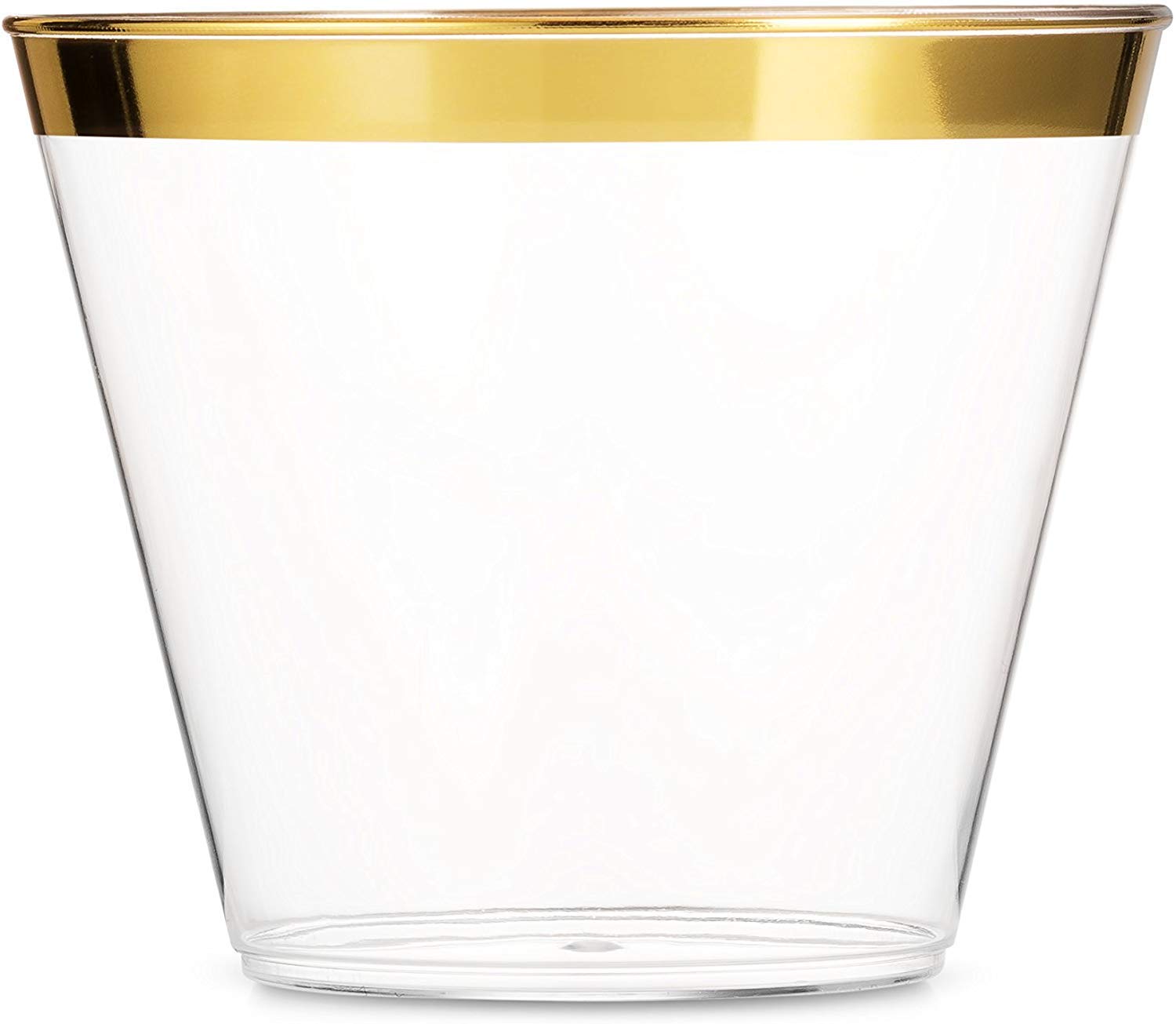 Munfix 600-Piece Disposable Plastic Dinnerware Set - 100 Gold Rimmed 10