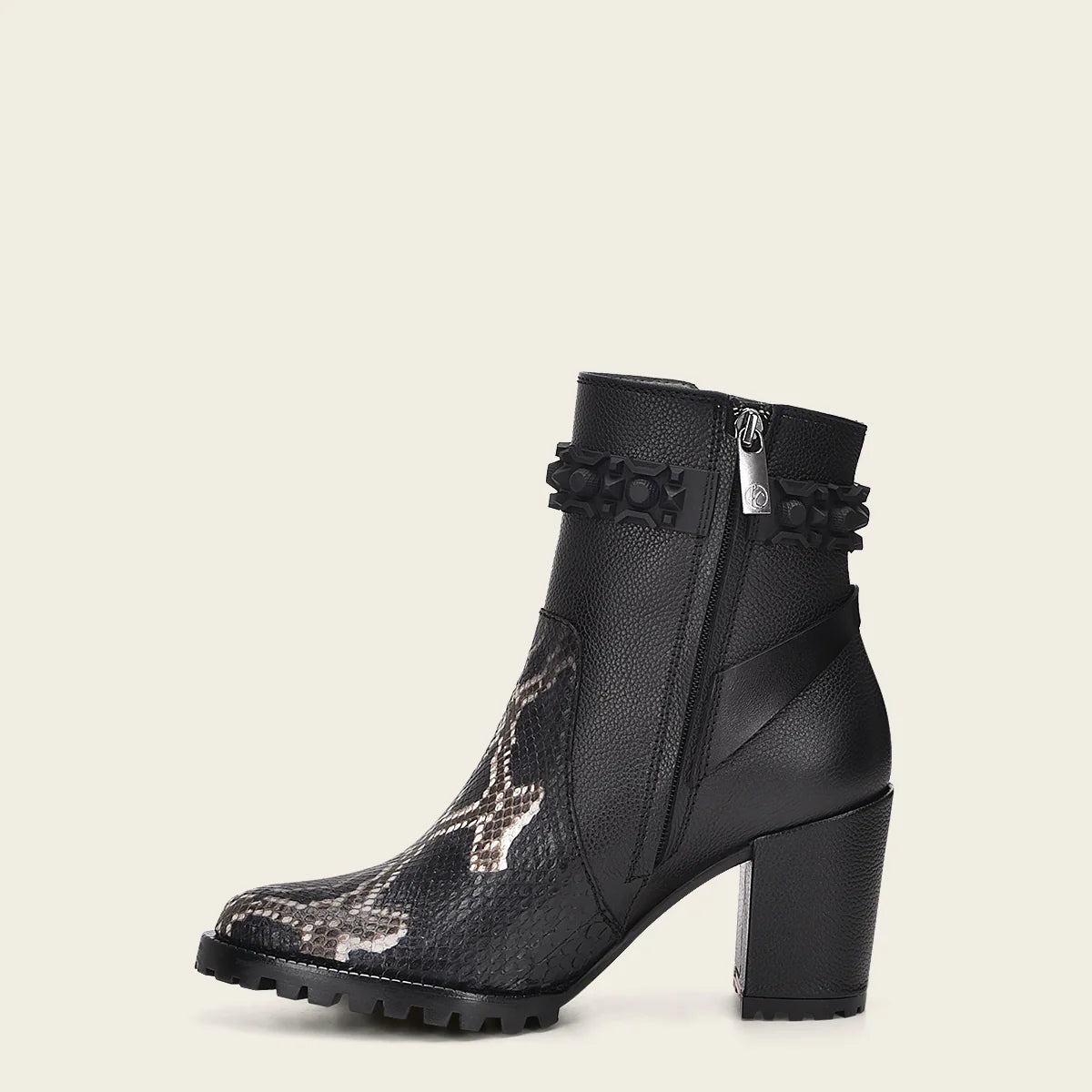 **Women's Black Casual Cowhide Leather Ankle Boots - Fashionable & Comfortable for Everyday Wear, Work, and Outings**
